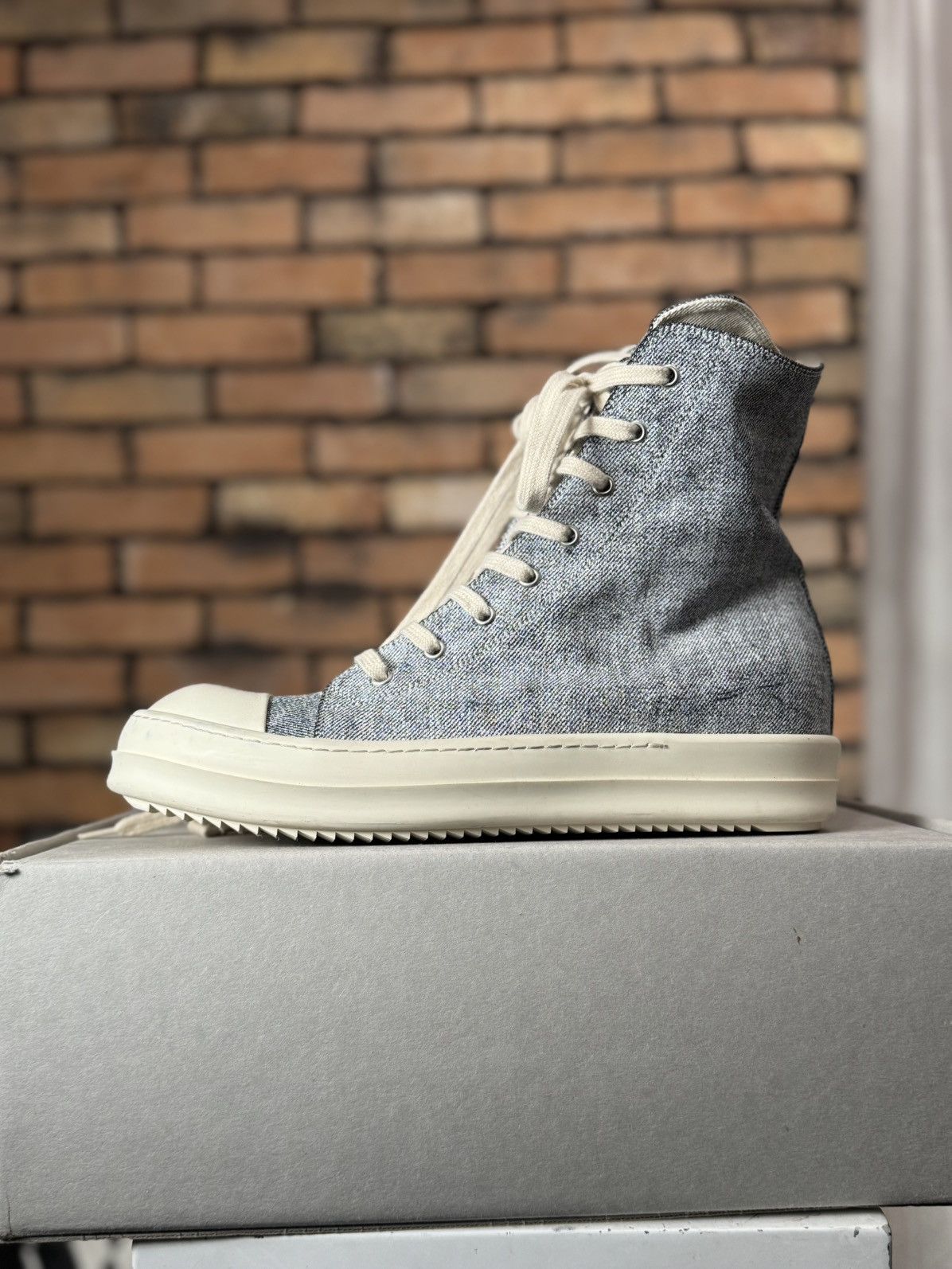 Rick Owens Drkshdw RAMONES NEW SELF EDGE FOIL 13OZ DENIM Size US 9 / EU 42 - 4 Thumbnail