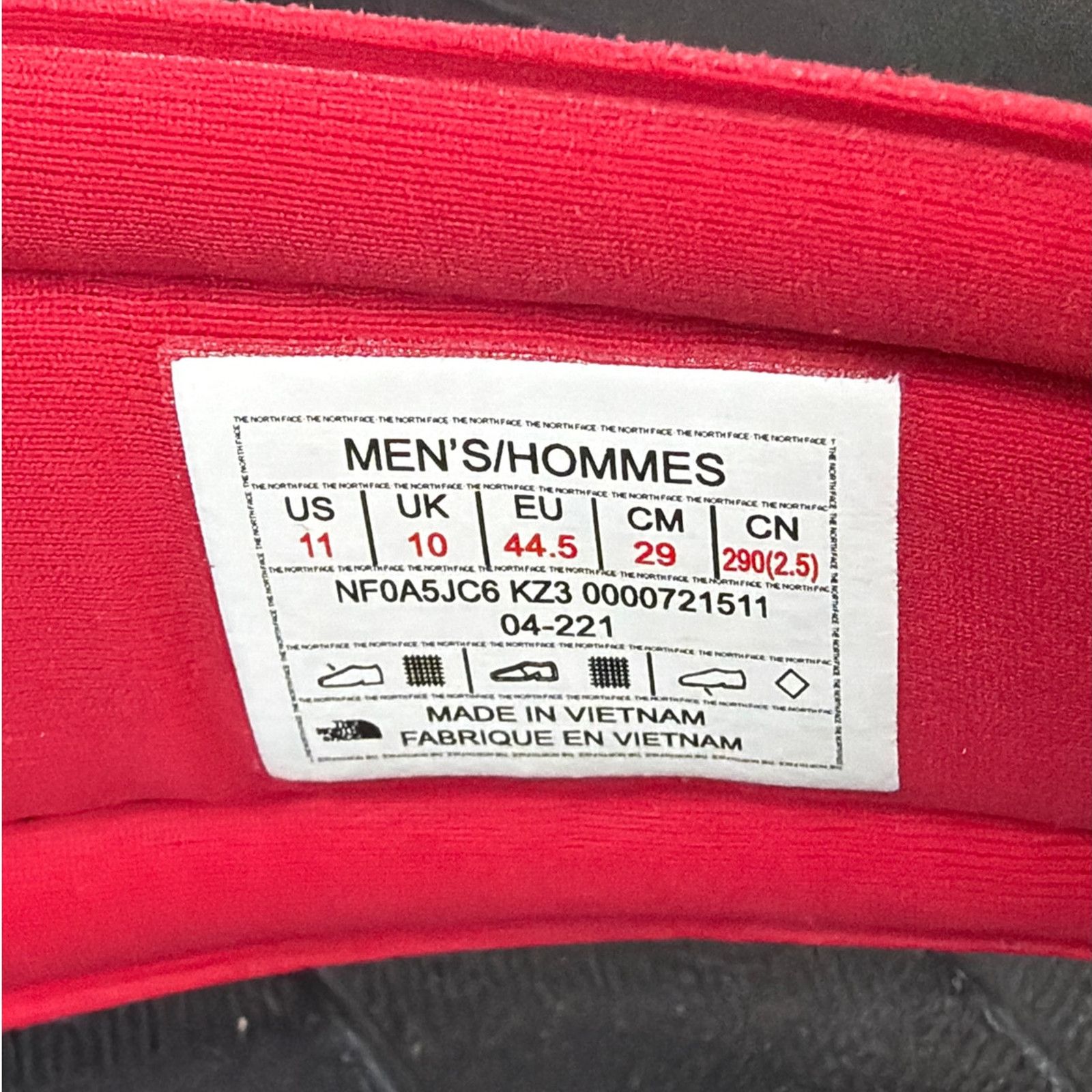 The North Face The North Face Red Black Skeena Sport Sandals Mens Size 11 Size US 11 / EU 44 - 10 Thumbnail