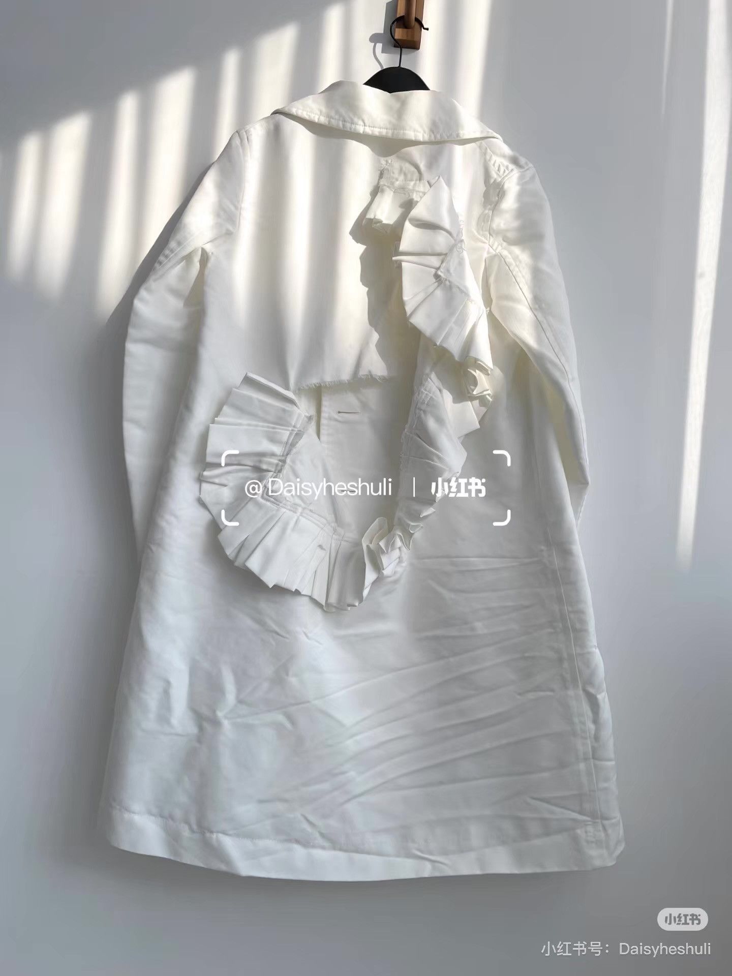 Comme des Garcons Comme des Garçons Line Runway Cut-out Hollow Trench Coat Ｑ24 Size XS / US 0-2 / IT 36-38 - 1 Thumbnail