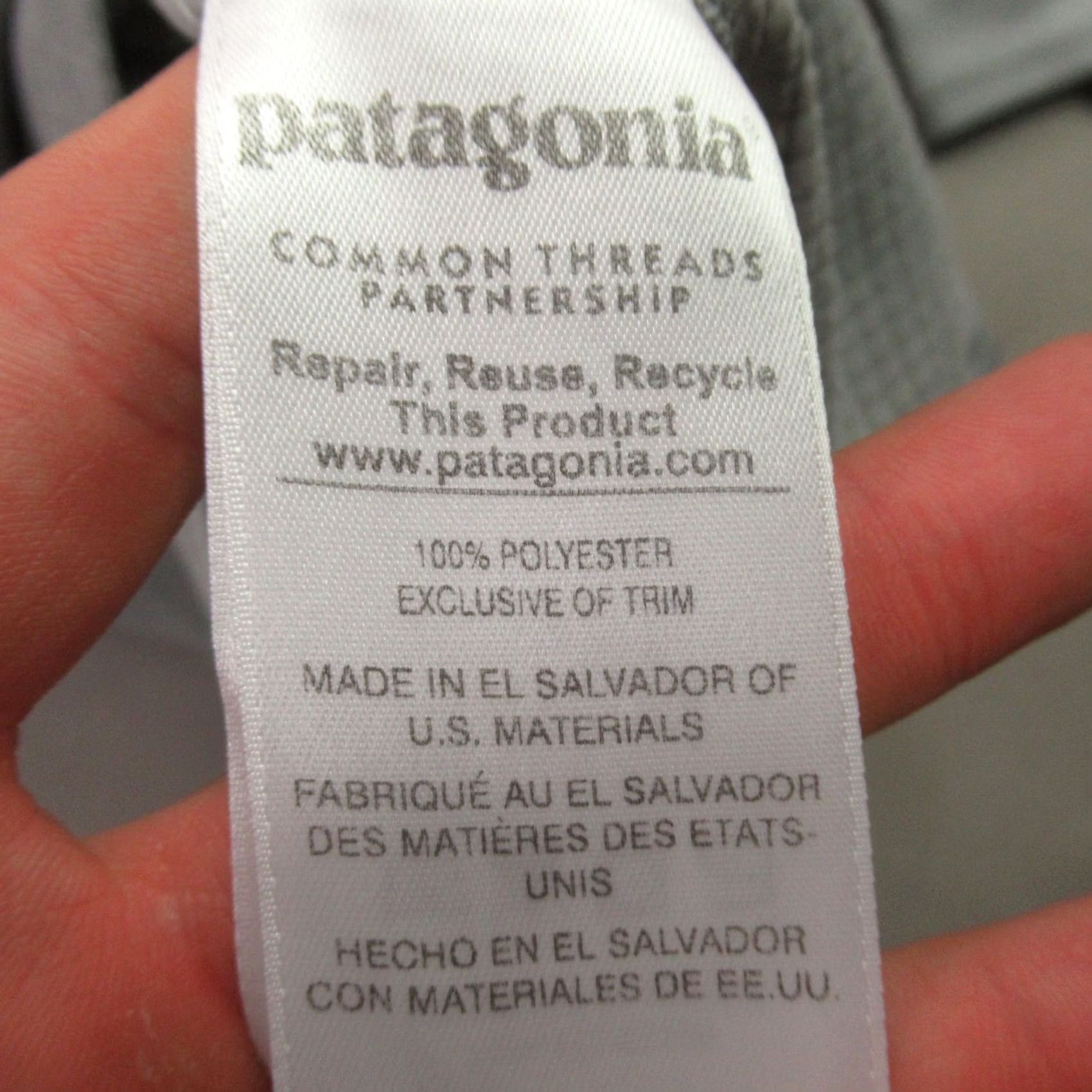 Patagonia Patagonia Shirt XS Gray Long Sleeve Crew Neck Lightweight Pullover Womens Size XS / US 0-2 / IT 36-38 - 5 Thumbnail
