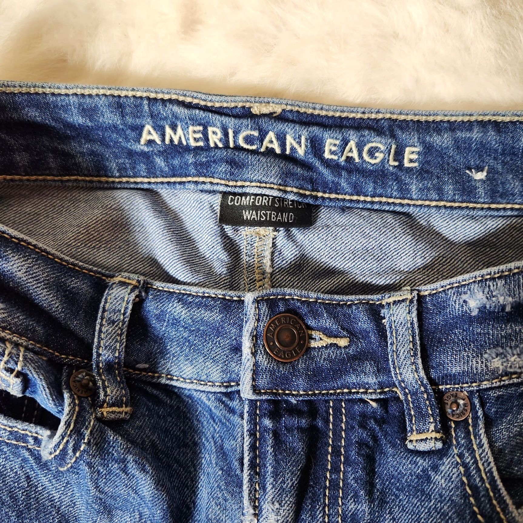 American Eagle Outfitters VINTAGE American Eagle Comfort Stretch Waistband Distressed Destroyed Mom Jeans-Size 0 Size 25" / US 0 / IT 36 - 5 Thumbnail
