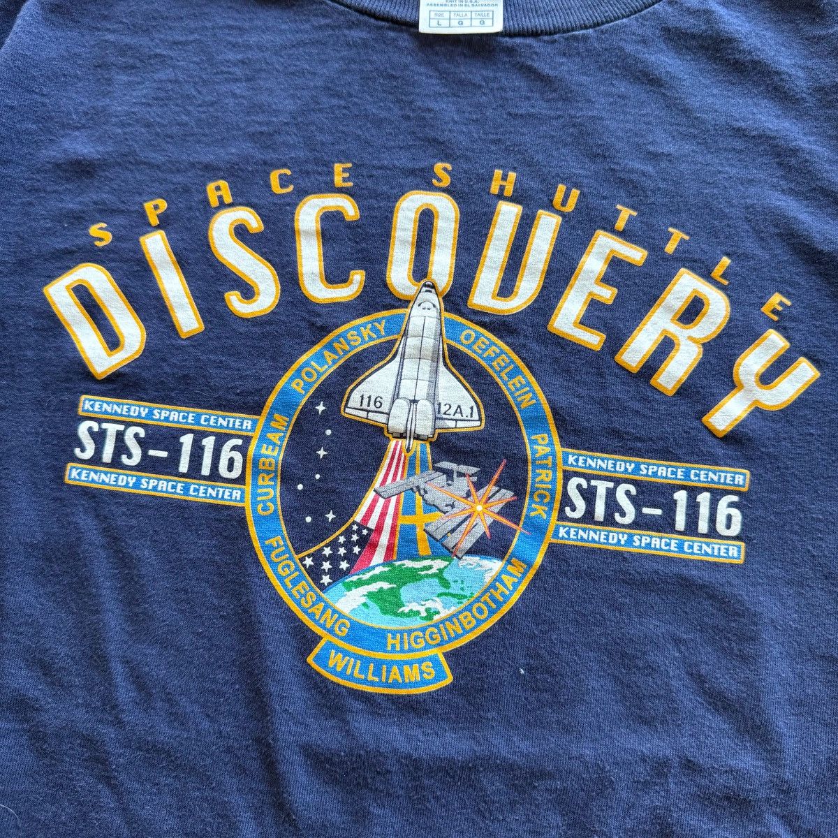 Vintage 2006 Vintage NASA STS-116 Discovery Tee Size US L / EU 52-54 / 3 - 4 Thumbnail