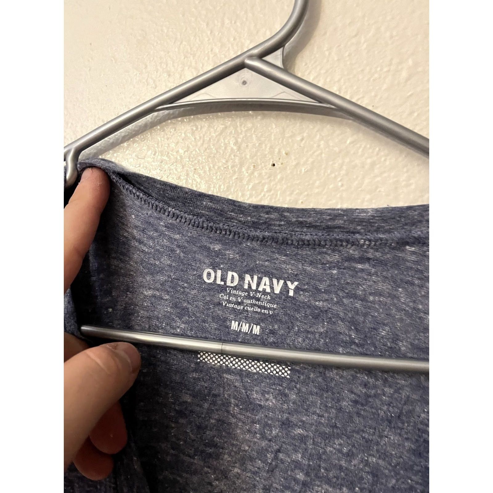 Old Navy Old Navy Shirt Womens Solid Blue Cotton V-Neck Short Sleeve Medium Size M / US 6-8 / IT 42-44 - 2 Thumbnail