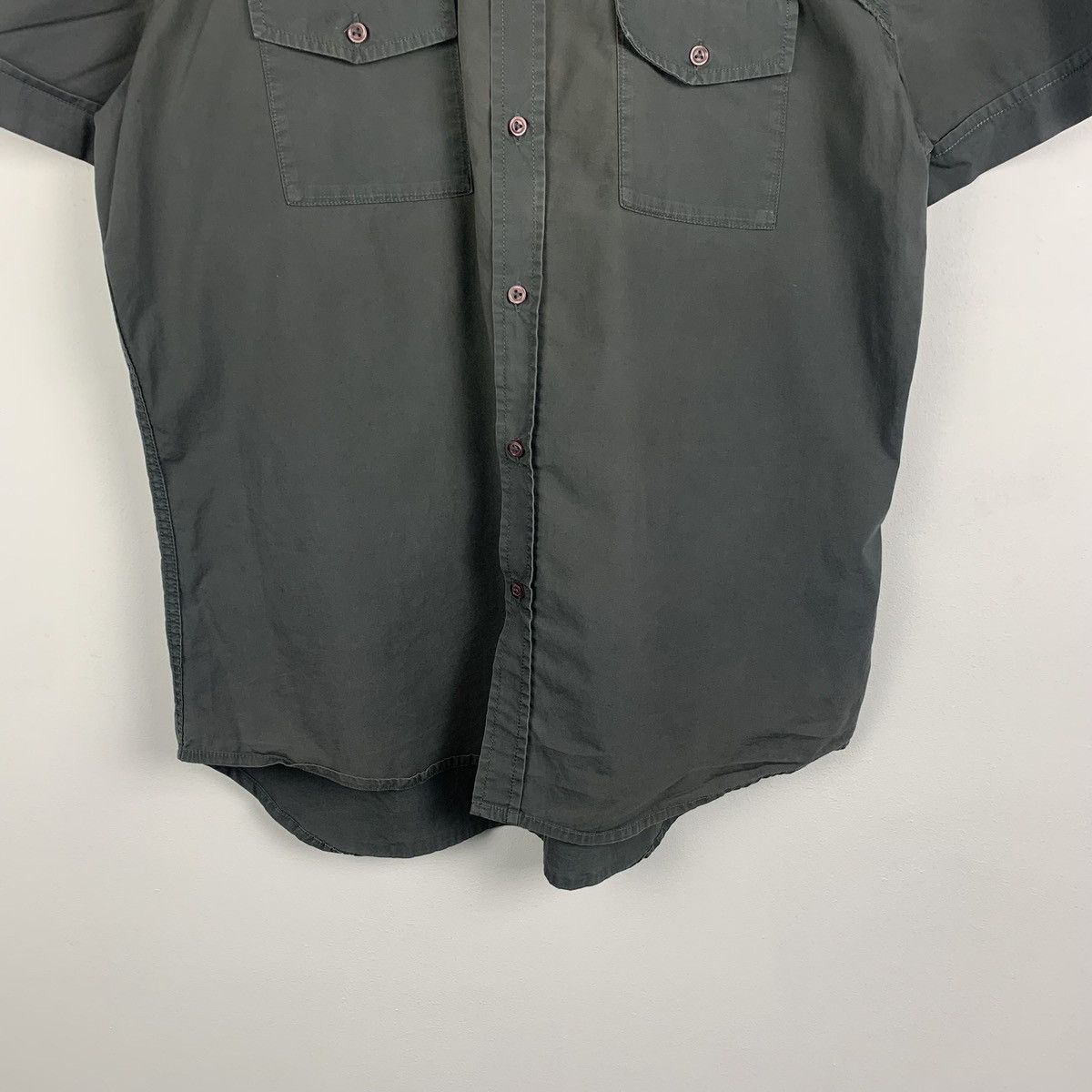 Diesel Vintage Diesel Multipocket Shirt Short Sleeve Size XL Faded Size US XL / EU 56 / 4 - 3 Thumbnail