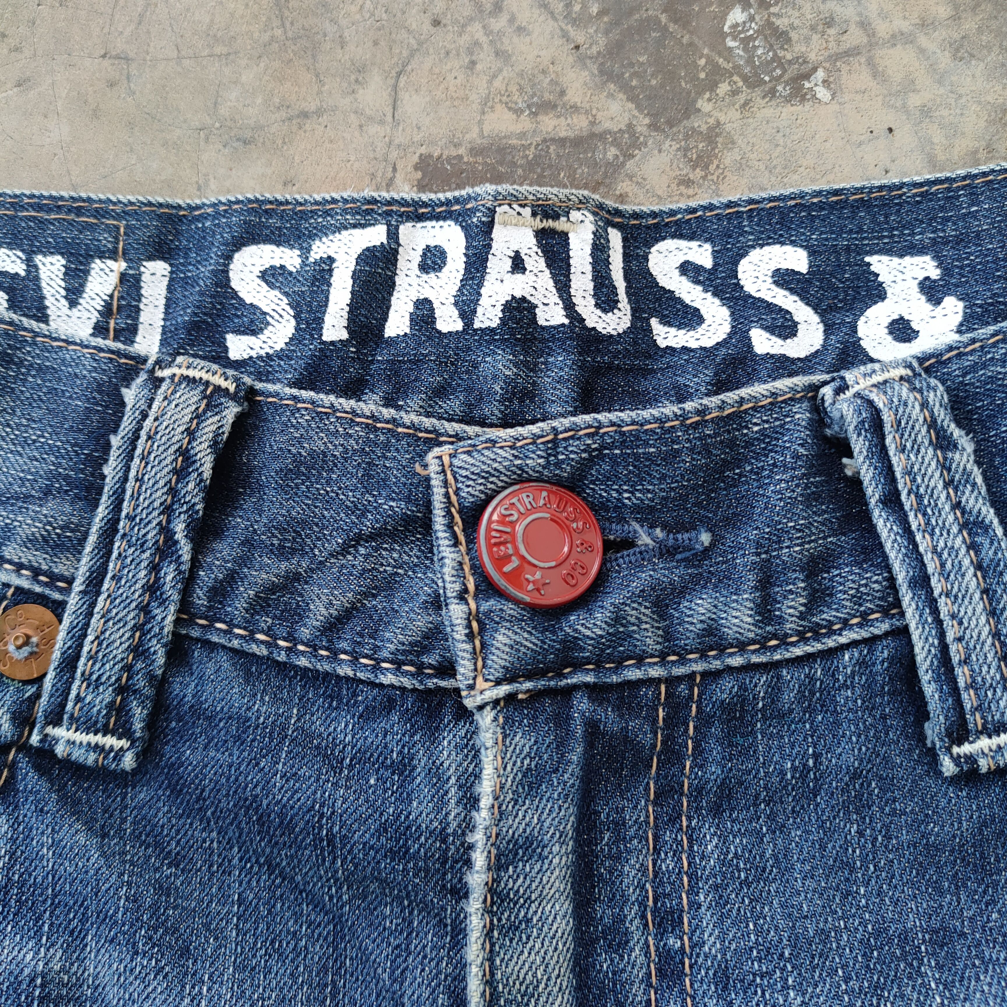 Jean W34 VINTAGE LEVI'S 502 FADED RIPPED JEANS DENIM PANTS Size US 34 / EU 50 - 5 Thumbnail