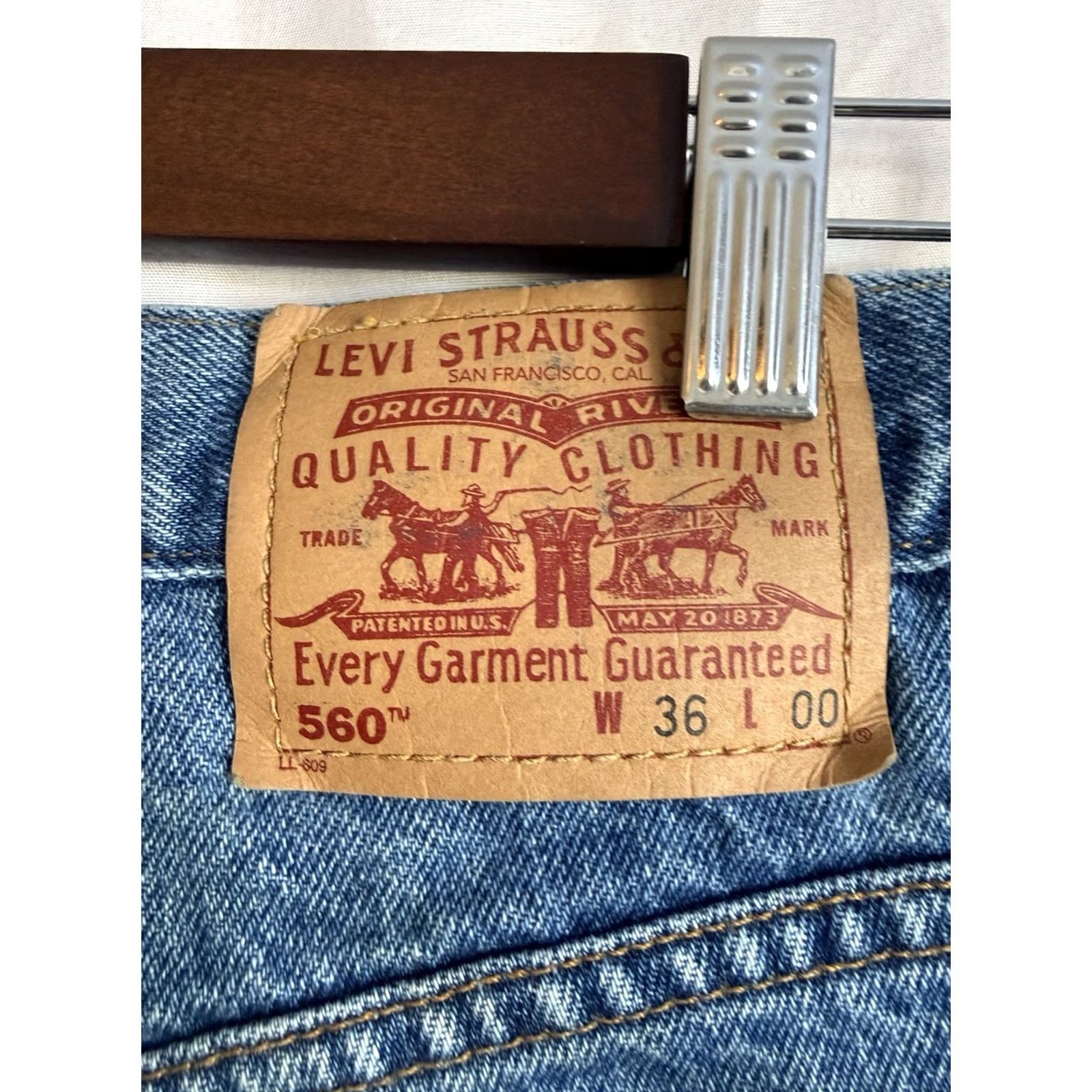 Levi's VINTAGE Levi's 550 Relaxed Fit Denim Shorts Mens 36 Medium Wash Y2K Street Jorts Bermuda 5-Pocket Navy Blue Mens Size US 36 / EU 52 - 3 Thumbnail