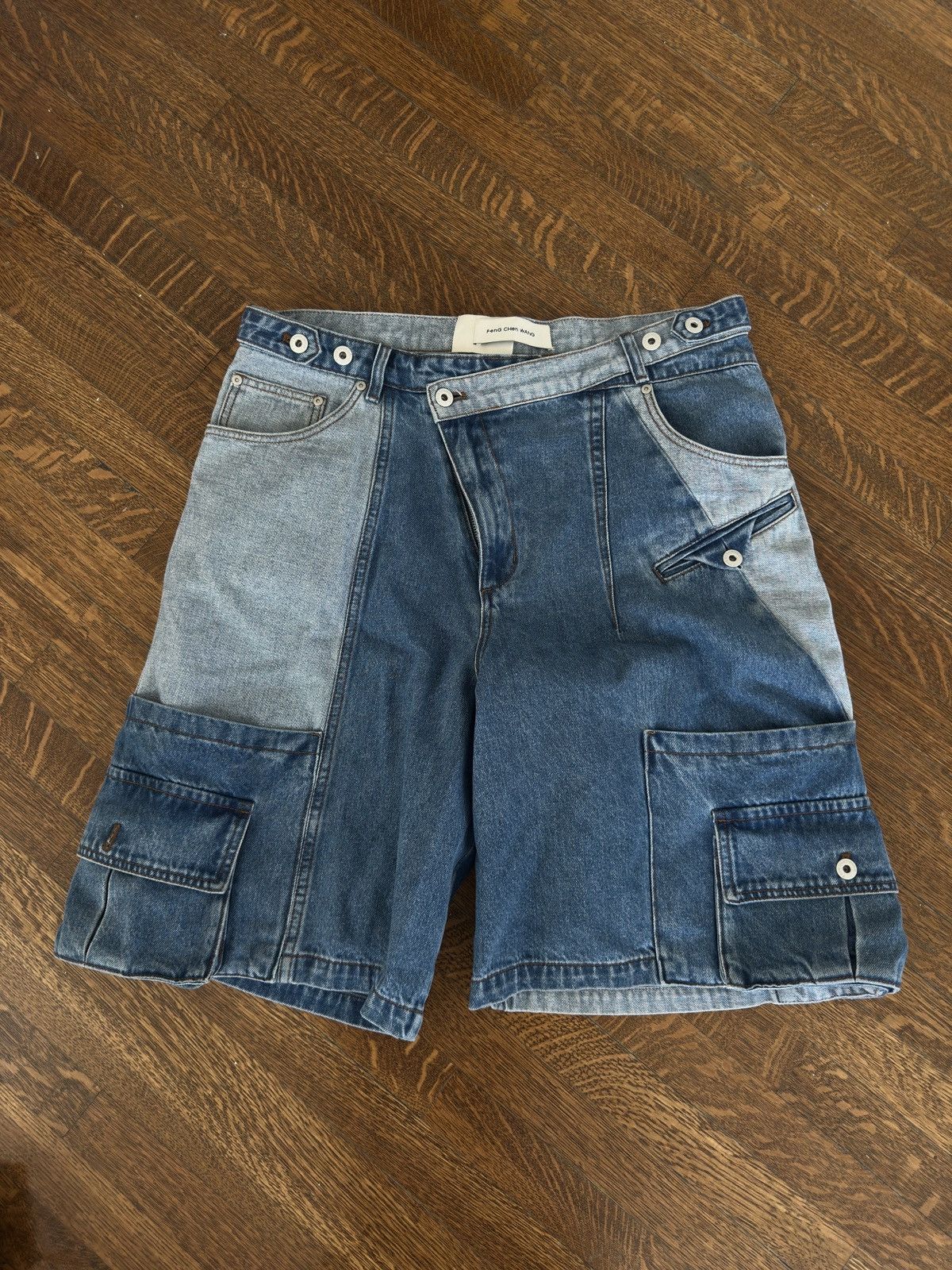 Feng Chen Wang Feng Chen Wang reworked denim cargo shorts Size US 36 / EU 52 - 1 Thumbnail