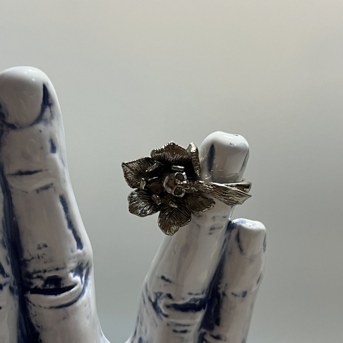 Alexander McQueen Alexander Mcqueen Floral skull Ring Size ONE SIZE - 1 Thumbnail