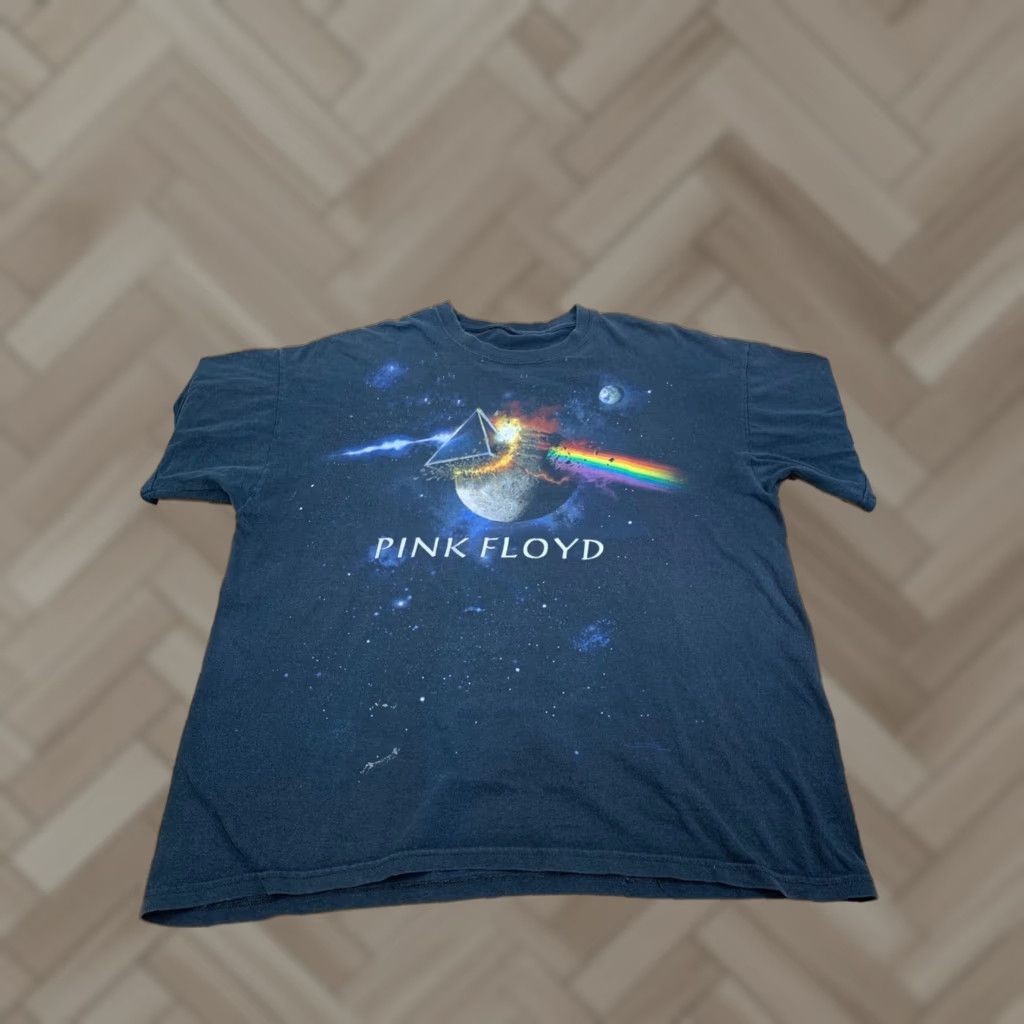 Vintage **Dark Side of the Moon Pink Floyd Black XL Rock Band Shirt** User: **Pink Floyd Dark Side of the Moon Black XL Rock Band Shirt** Size US XL / EU 56 / 4 - 1 Thumbnail