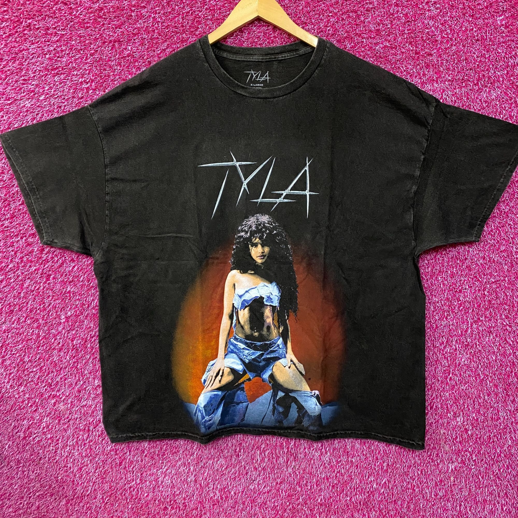Other Tyla Self Titled Album Cover tshirt size XL Size US XL / EU 56 / 4 - 1 Thumbnail