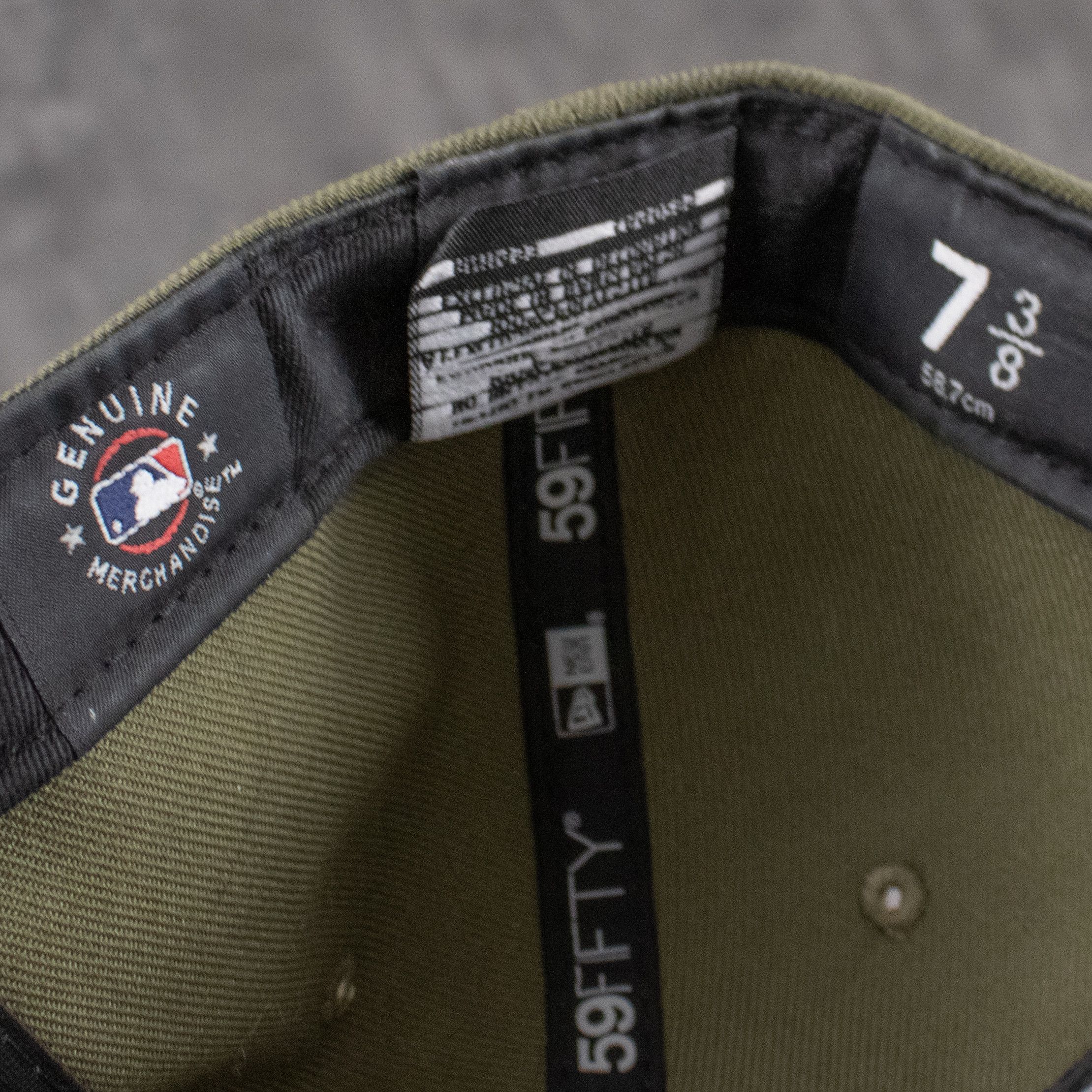MLB New Era 50/59 New York Yankee 7 ⅜ Olive Green Fitted Hat Size ONE SIZE - 5 Thumbnail
