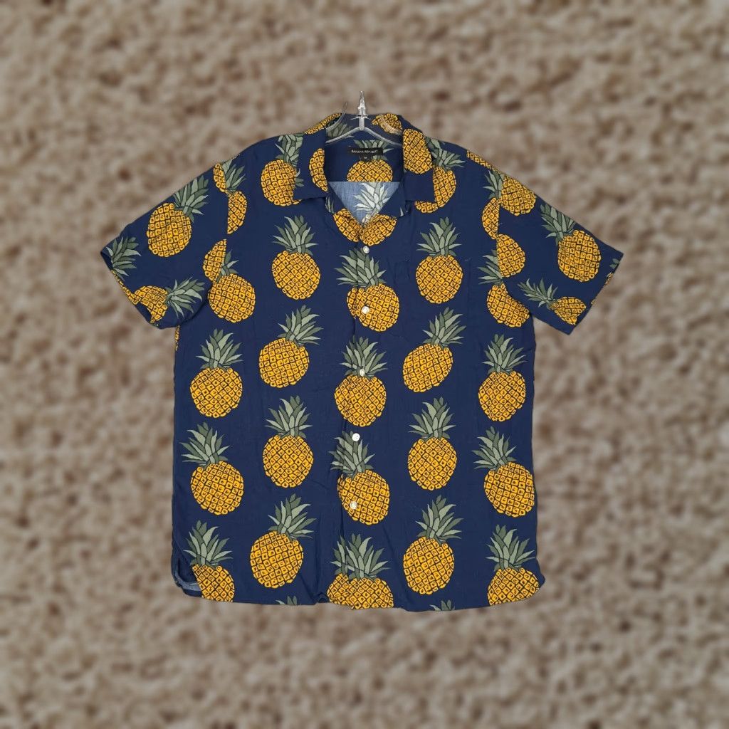 Banana Republic Banana Republic Shirt Men Medium Blue Pineapple AOP Hawaiian Button 100% Rayon Size US M / EU 48-50 / 2 - 1 Thumbnail