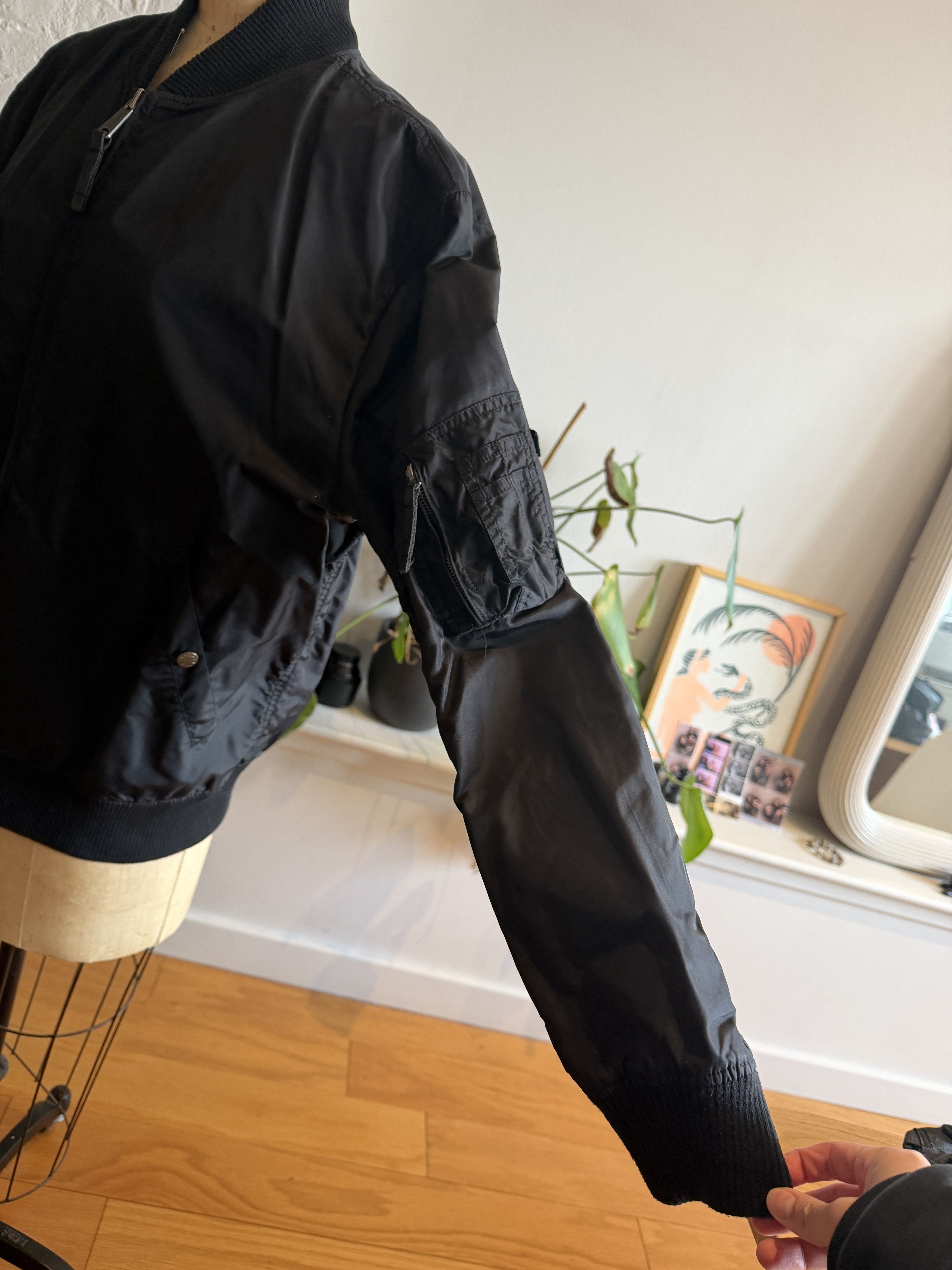 Alpha Industries Black Bomber Slim Fit Size US XL / EU 56 / 4 - 5 Thumbnail