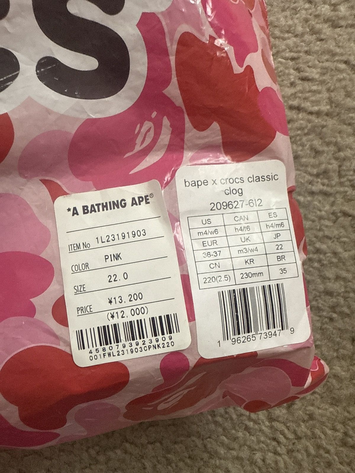 Bape × Crocs Bape x Crocs Clog ABC Camo Pink Size US 6 / EU 39 - 2 Thumbnail