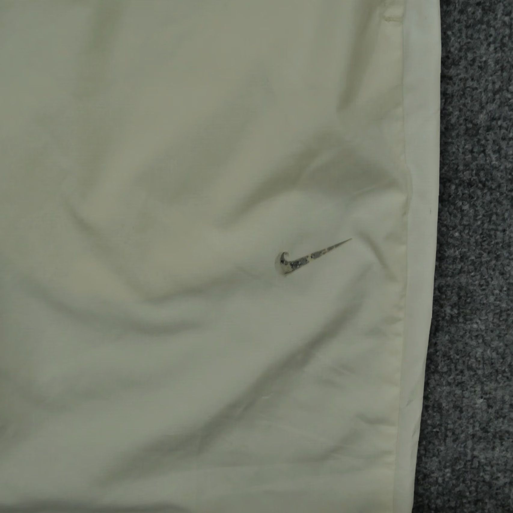 Nike VINTAGE Nike Pants Womens M White Cream Windbreaker Y2K Track Pants Size 32" / US 10 / IT 46 - 3 Thumbnail