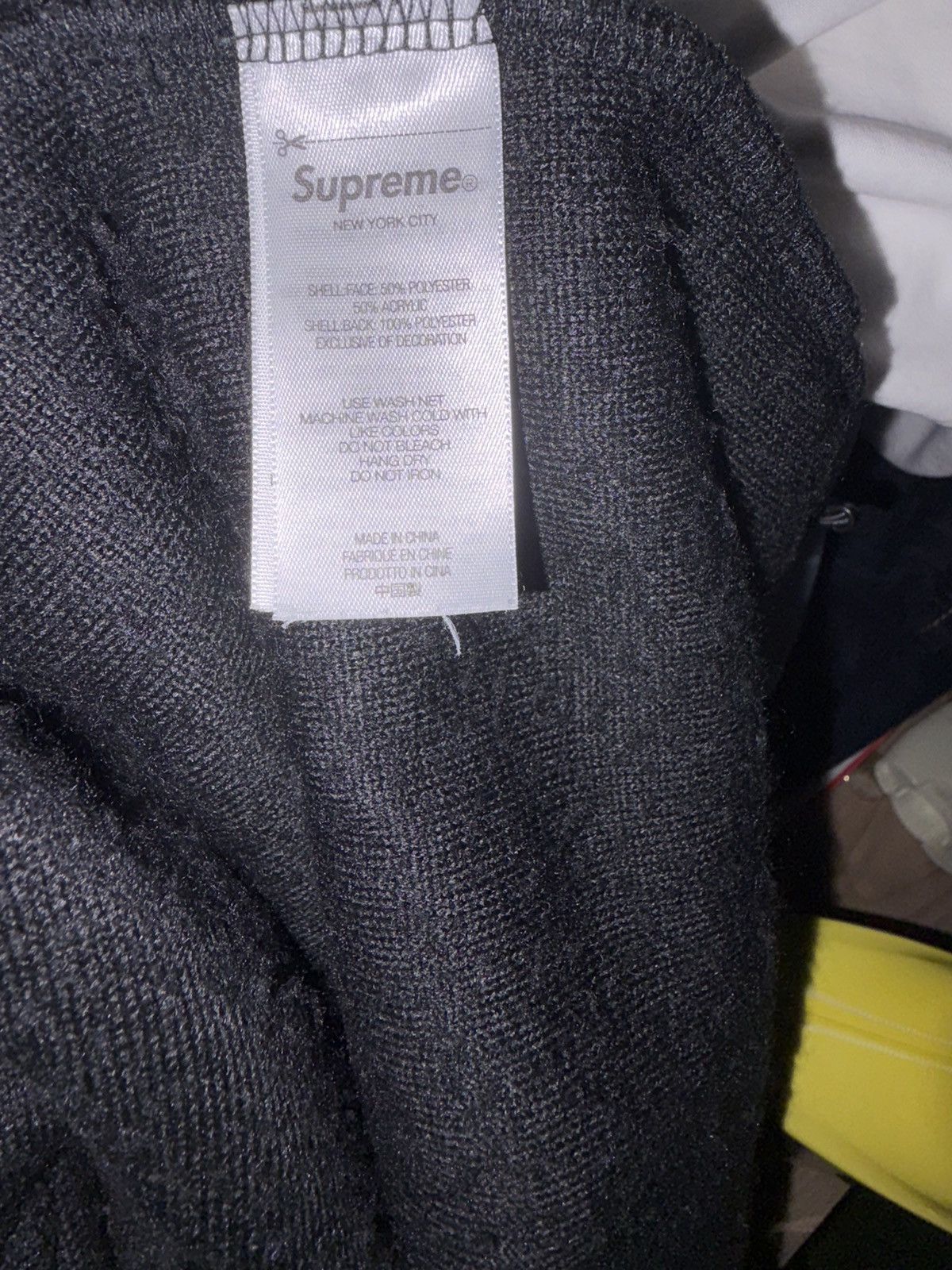 Supreme Supreme Shoulder Logo Fleece Jacket – Black (Size M) Size US M / EU 48-50 / 2 - 7 Thumbnail