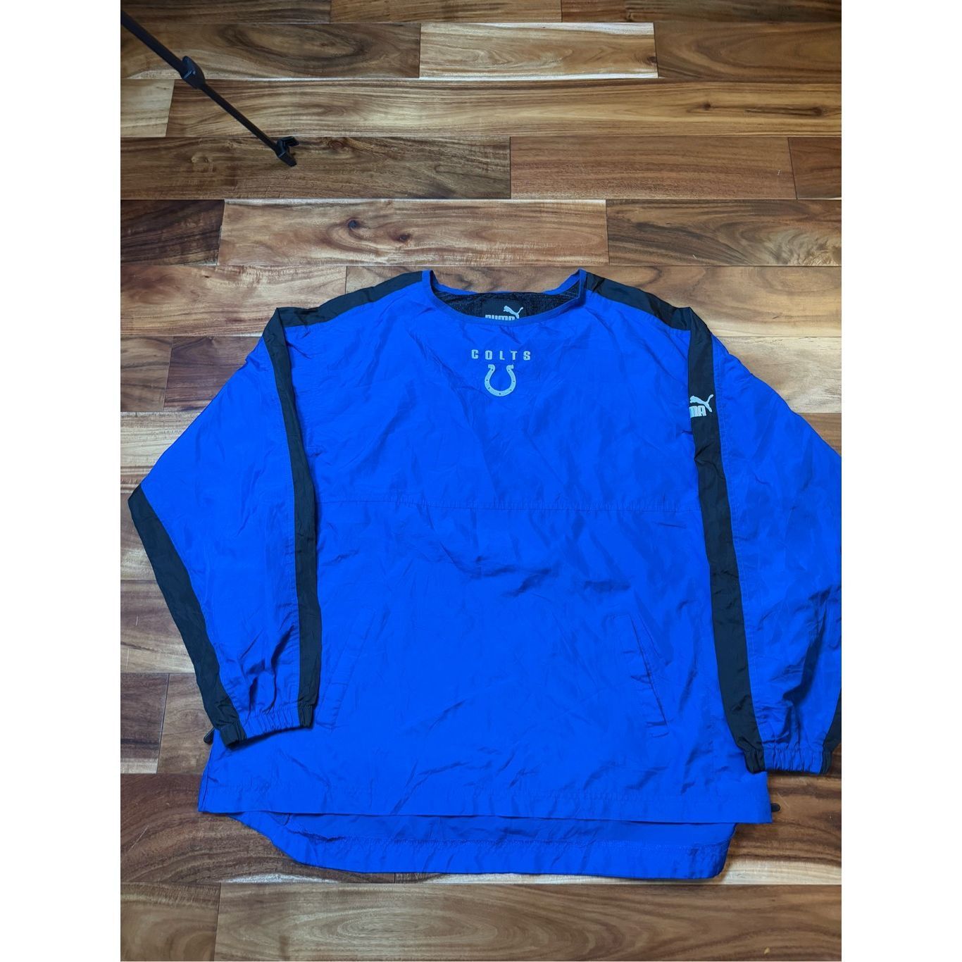 Puma Vintage y2k Indianapolis colts polyester pullover sweatshirt Size US XL / EU 56 / 4 - 1 Thumbnail
