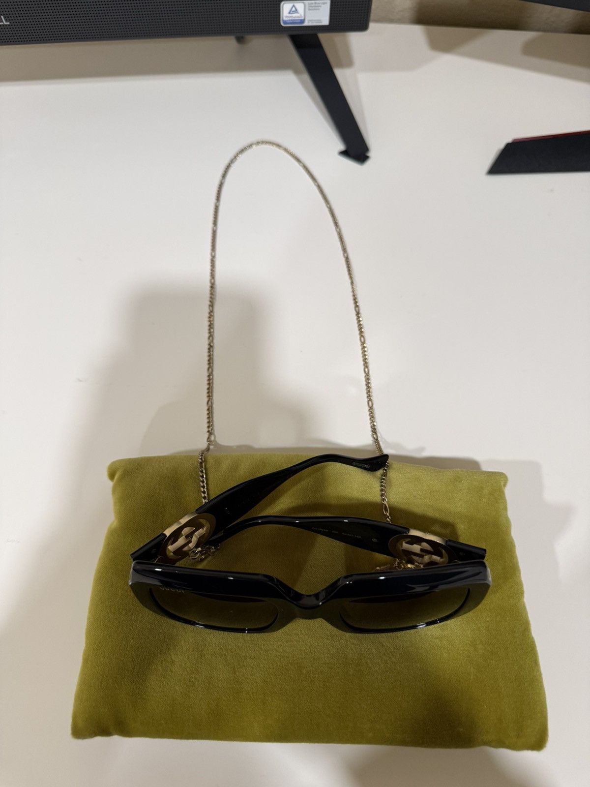Gucci Gucci Chain Sunglasses Size ONE SIZE - 2 Thumbnail