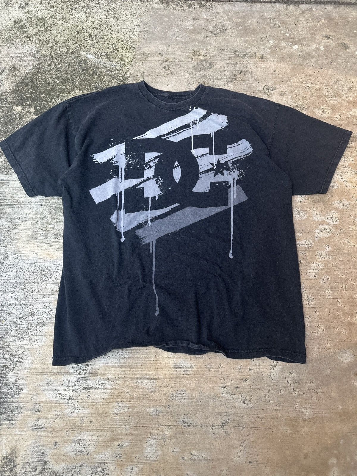 DC × Vintage Vintage 90s DC Skateboarding Skatewear Y2k Black Tshirt Size US XL / EU 56 / 4 - 1 Thumbnail