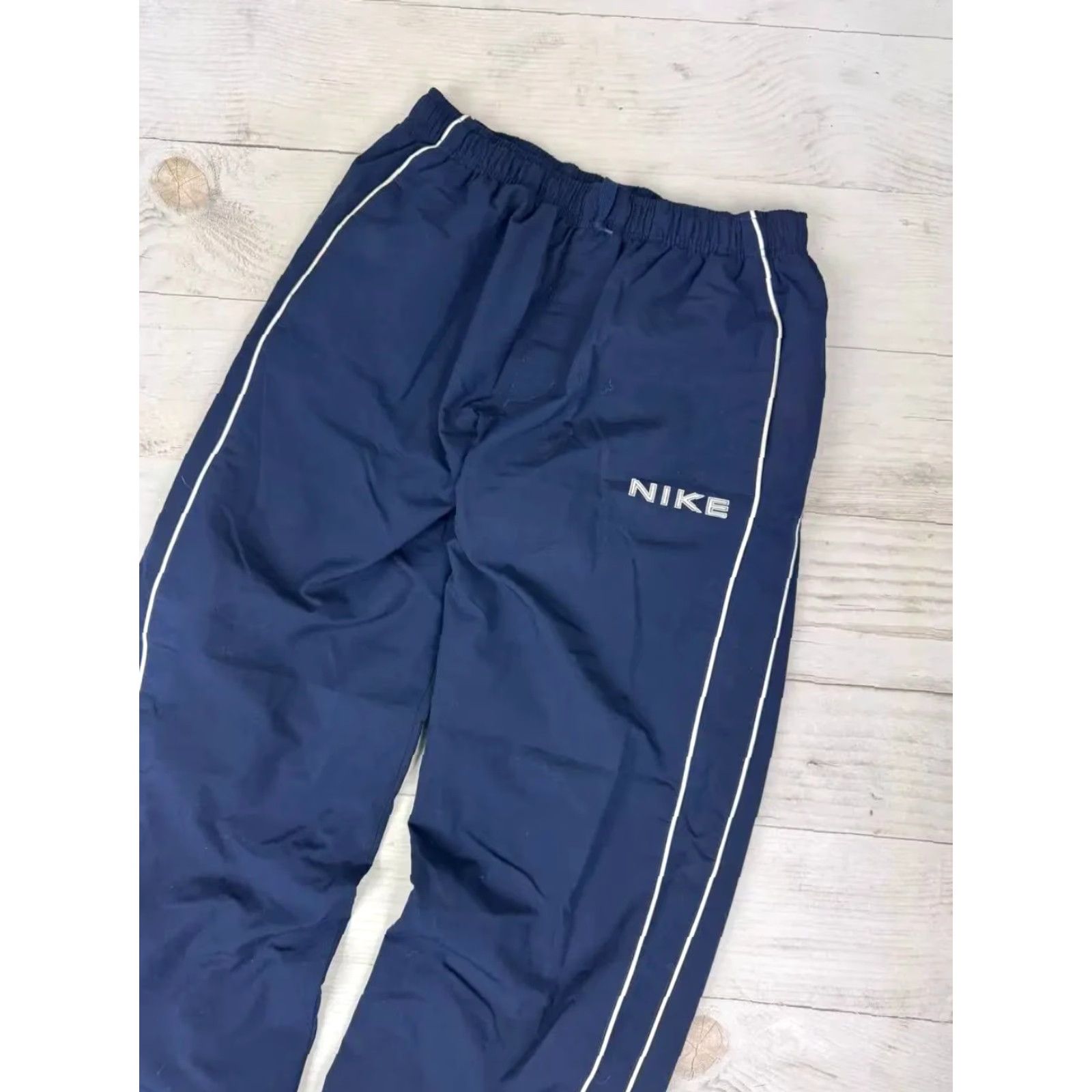 Nike VINTAGE Nike Track Pants Pants Men M Blue Nylon Striped Logo 00s Y2K Activewear Gym & Training Running & Jogging 80s 90s 00s Mens Size US 31 - 4 Thumbnail