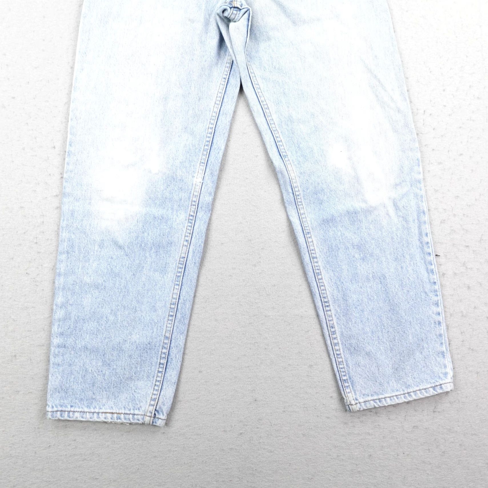 Levi's Vintage Levis Jeans Mens 34x30 Blue Denim 550 Loose Fit Tapered Orange Tab 90s Size US 34 / EU 50 - 3 Thumbnail