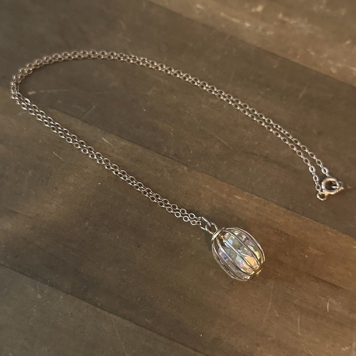 Vintage Vintage caged Aurora Borealis crystal pendant necklace Size ONE SIZE - 3 Thumbnail