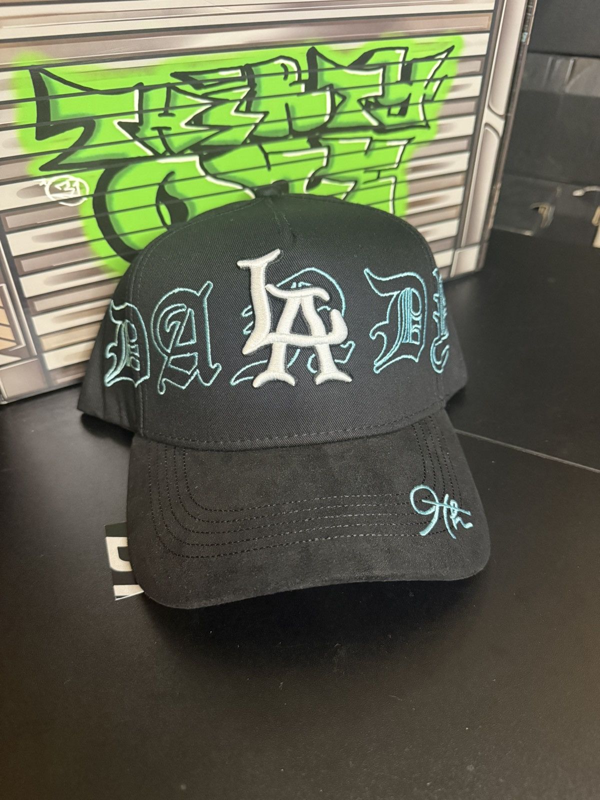 Other Dandy Hats 9th Anniversary LA Size ONE SIZE - 1 Thumbnail