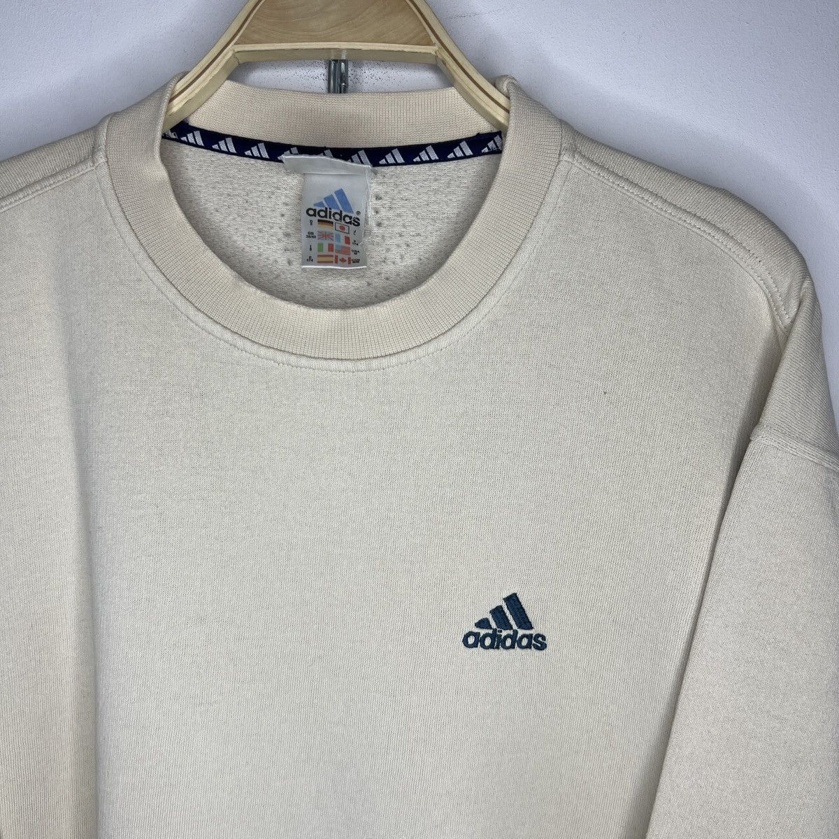 Adidas × Vintage Vintage Adidas Cream Beige Sweatshirt rare Size US M / EU 48-50 / 2 - 4 Thumbnail