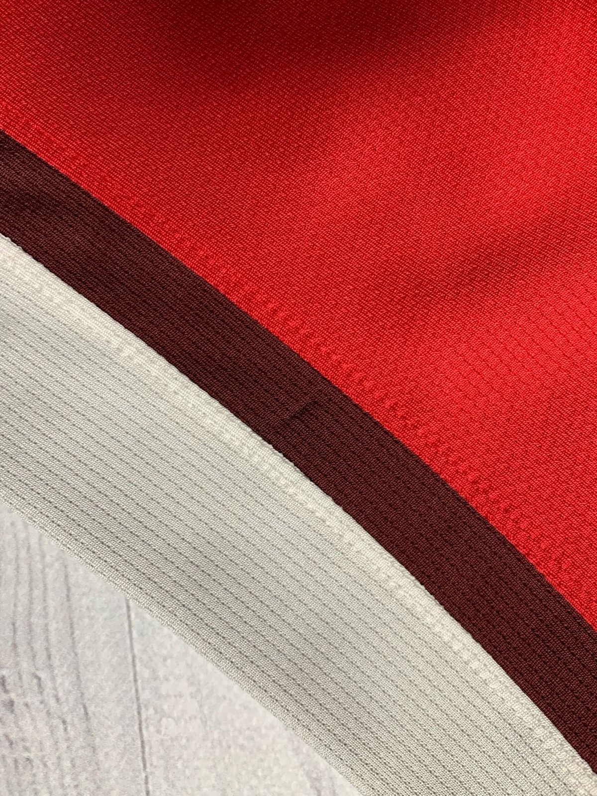 Nike × Vintage Vintage Arsenal Nike soccer jersey size S Red Size US S / EU 44-46 / 1 - 10 Thumbnail