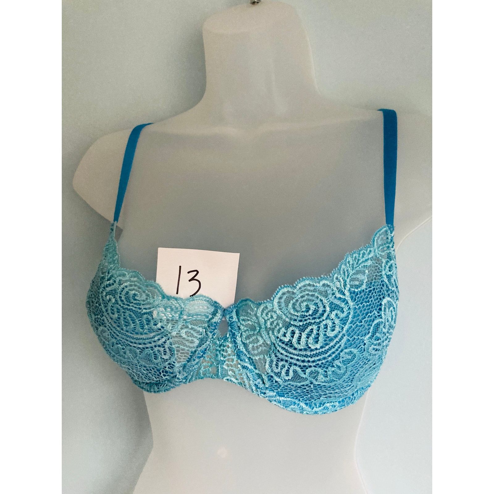 Victoria's Secret Vintage Victoria's Secret Bra 34D Push Up Without Padding Size ONE SIZE - 10 Thumbnail