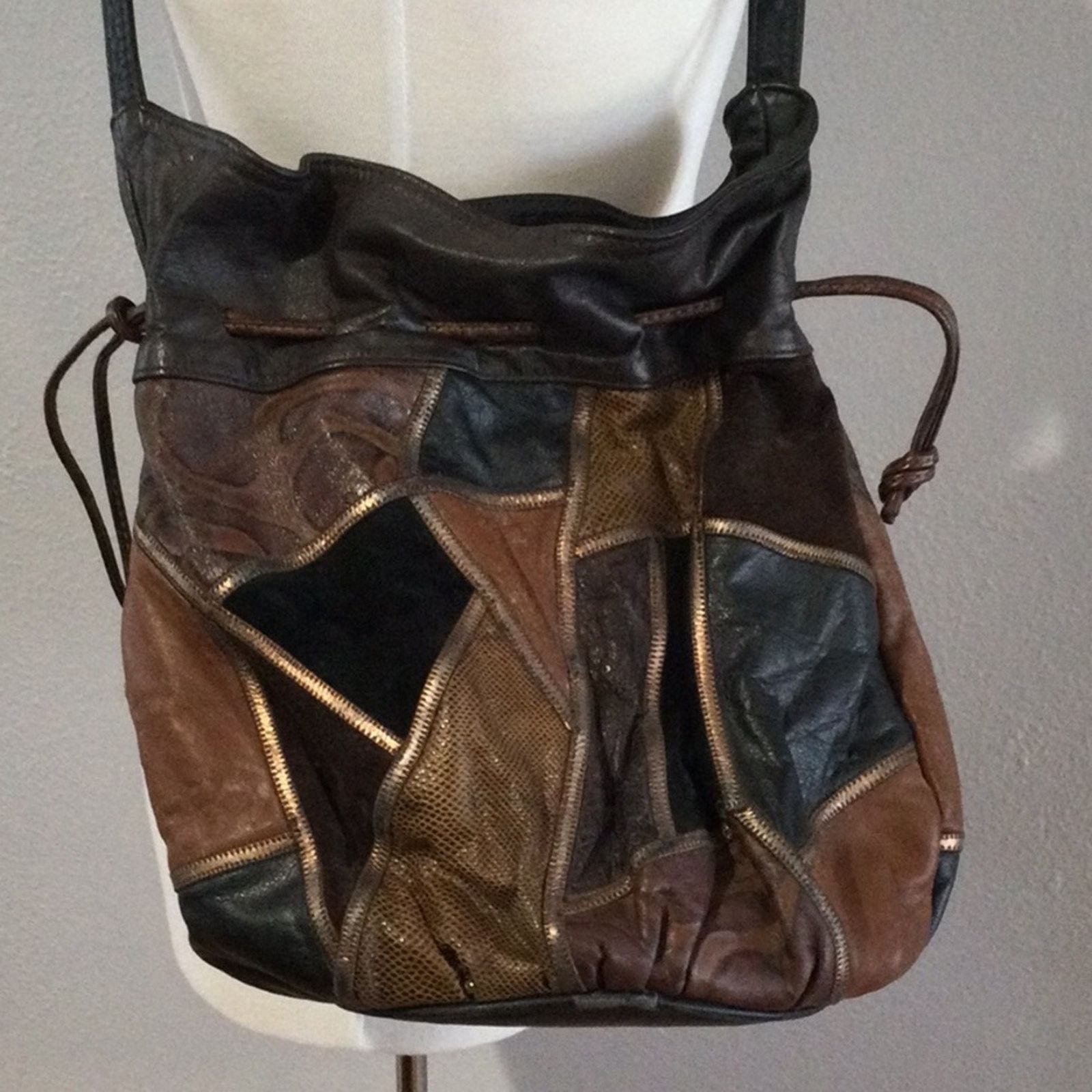 Other Vintage 70's Leather & Patchwork Crossbody Bucket Purse Size ONE SIZE - 2 Thumbnail