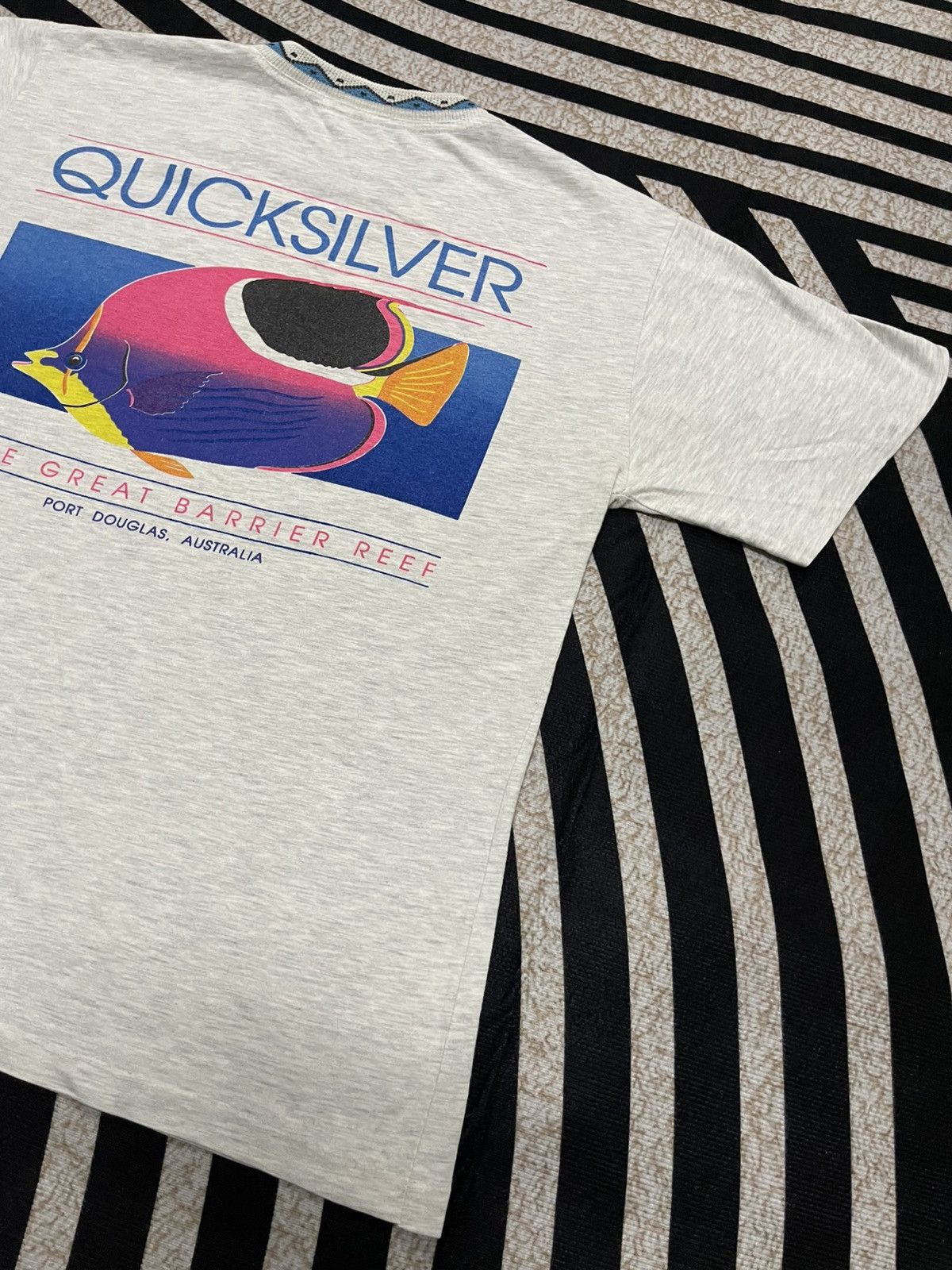 Quiksilver RARE 90s QUICKSILVER FISH DESIGN TEES Size US M / EU 48-50 / 2 - 10 Thumbnail