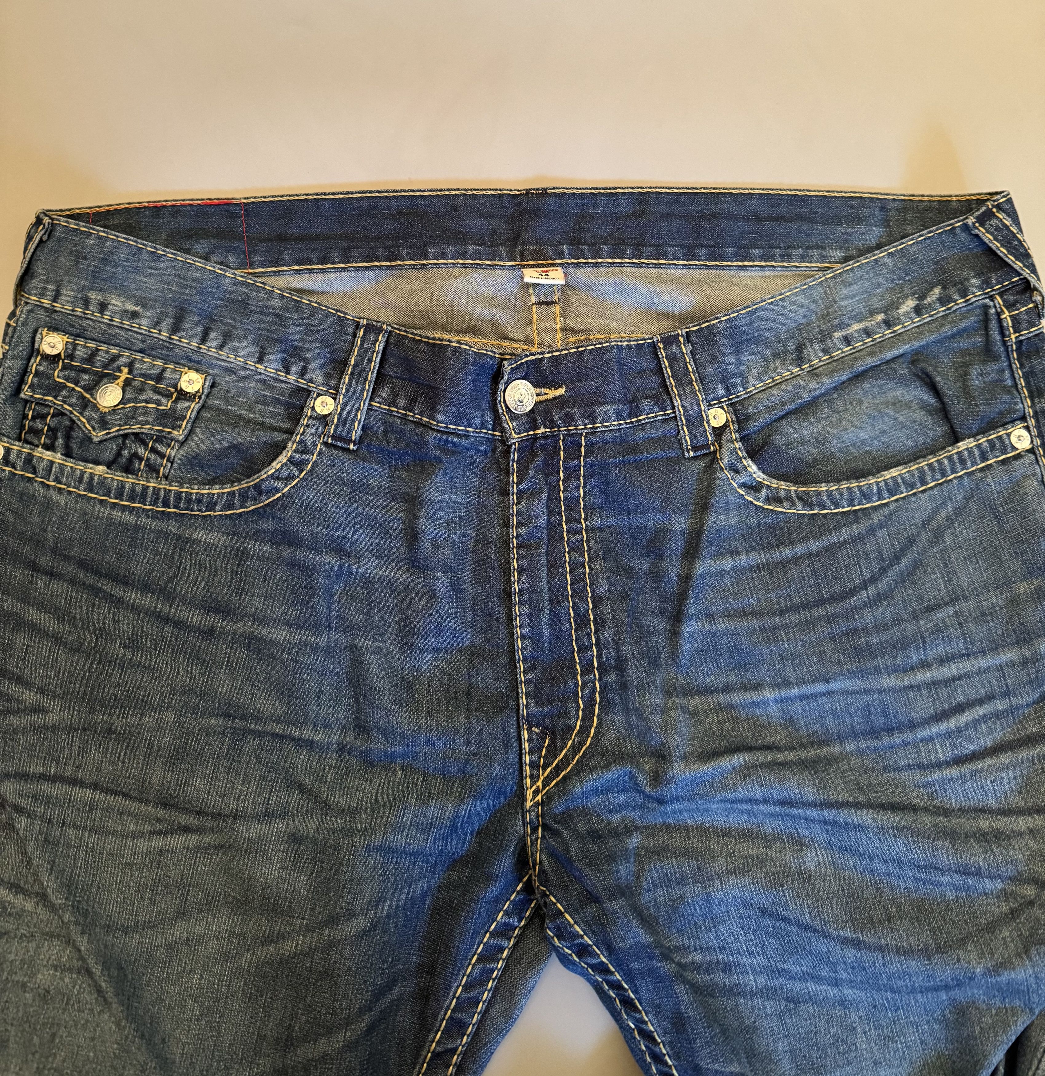 True Religion Vintage True Religion SLIM FLAP GOLD BIG T Denim Jeans Size US 44 / EU 60 - 4 Thumbnail