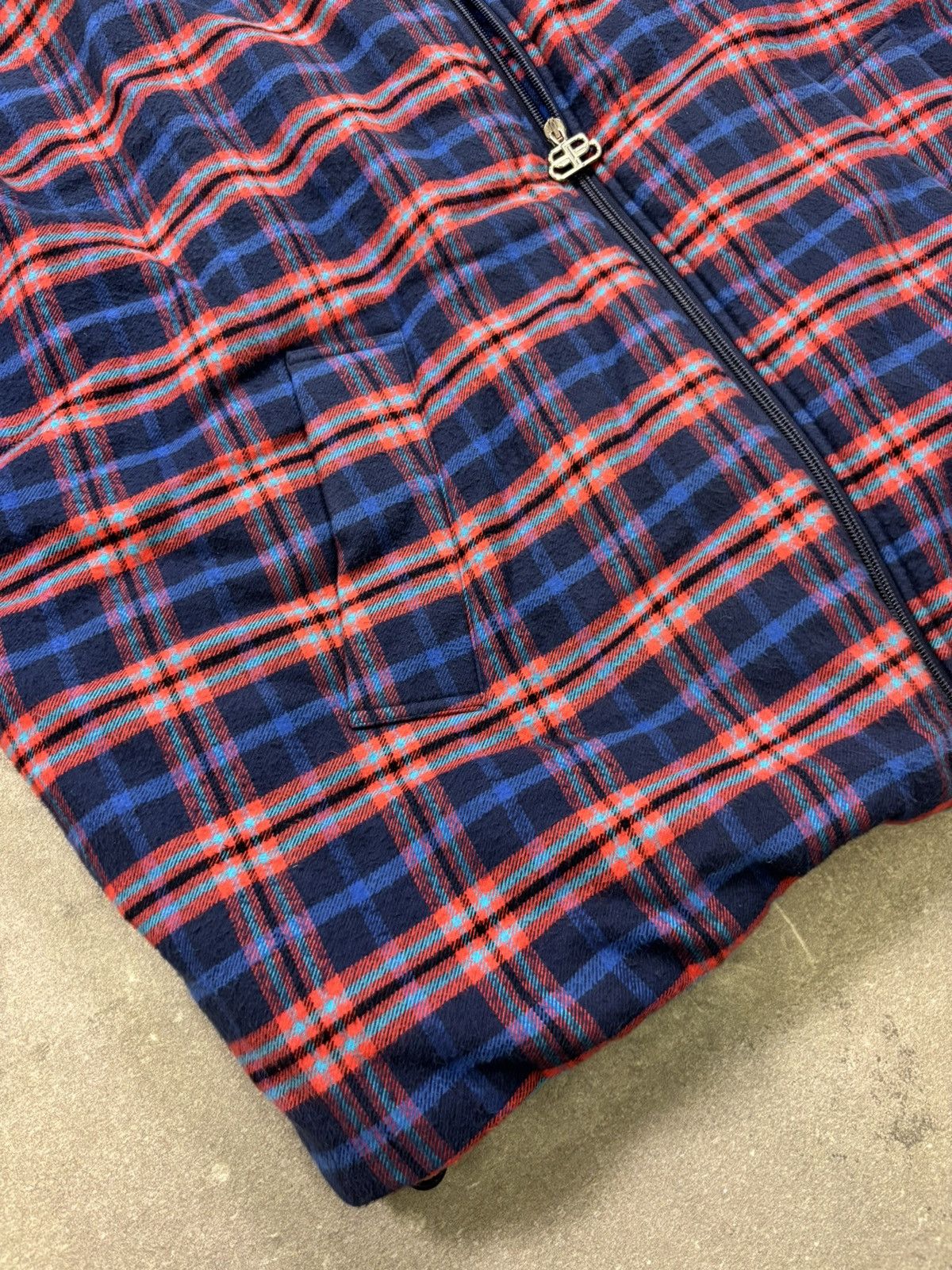 Balenciaga Balenciaga Oversized Cocoon Flannel Padded Jacket Size US M / EU 48-50 / 2 - 7 Thumbnail