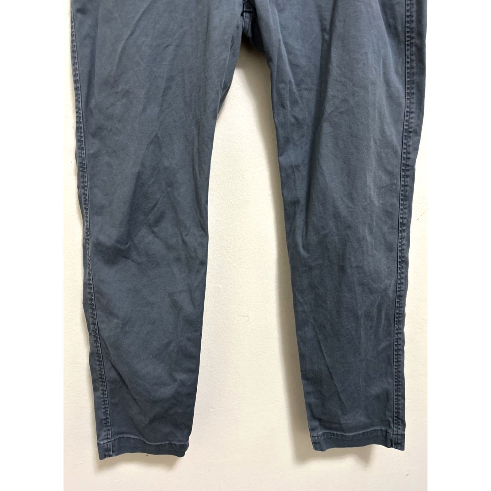 Levi's Levi's Pants Regular Chino Tapered 36x32 Blue Solid Pockets Zip Button Casual Mens Size US 36 / EU 52 - 3 Thumbnail