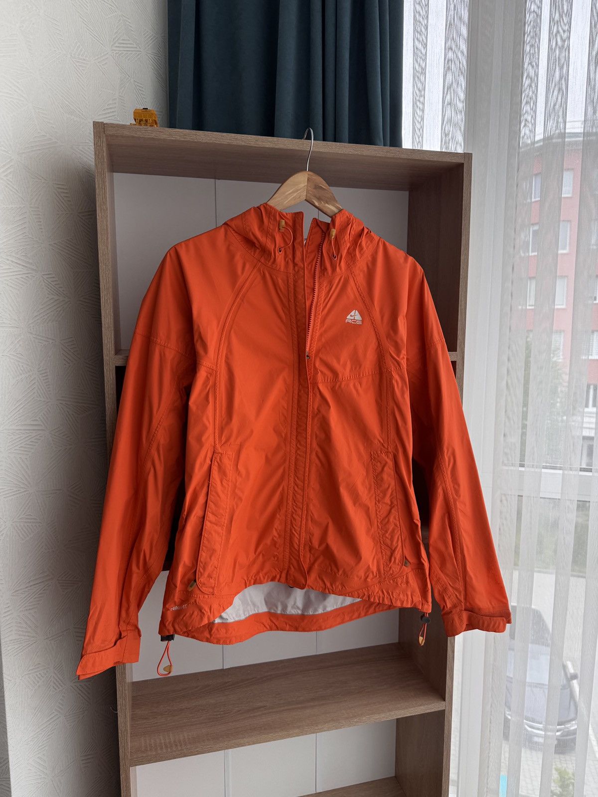 Nike × Nike ACG × Vintage Vintage Nike ACG Layer 3 Waterproof Orange W' Jacket Size M / US 6-8 / IT 42-44 - 1 Thumbnail