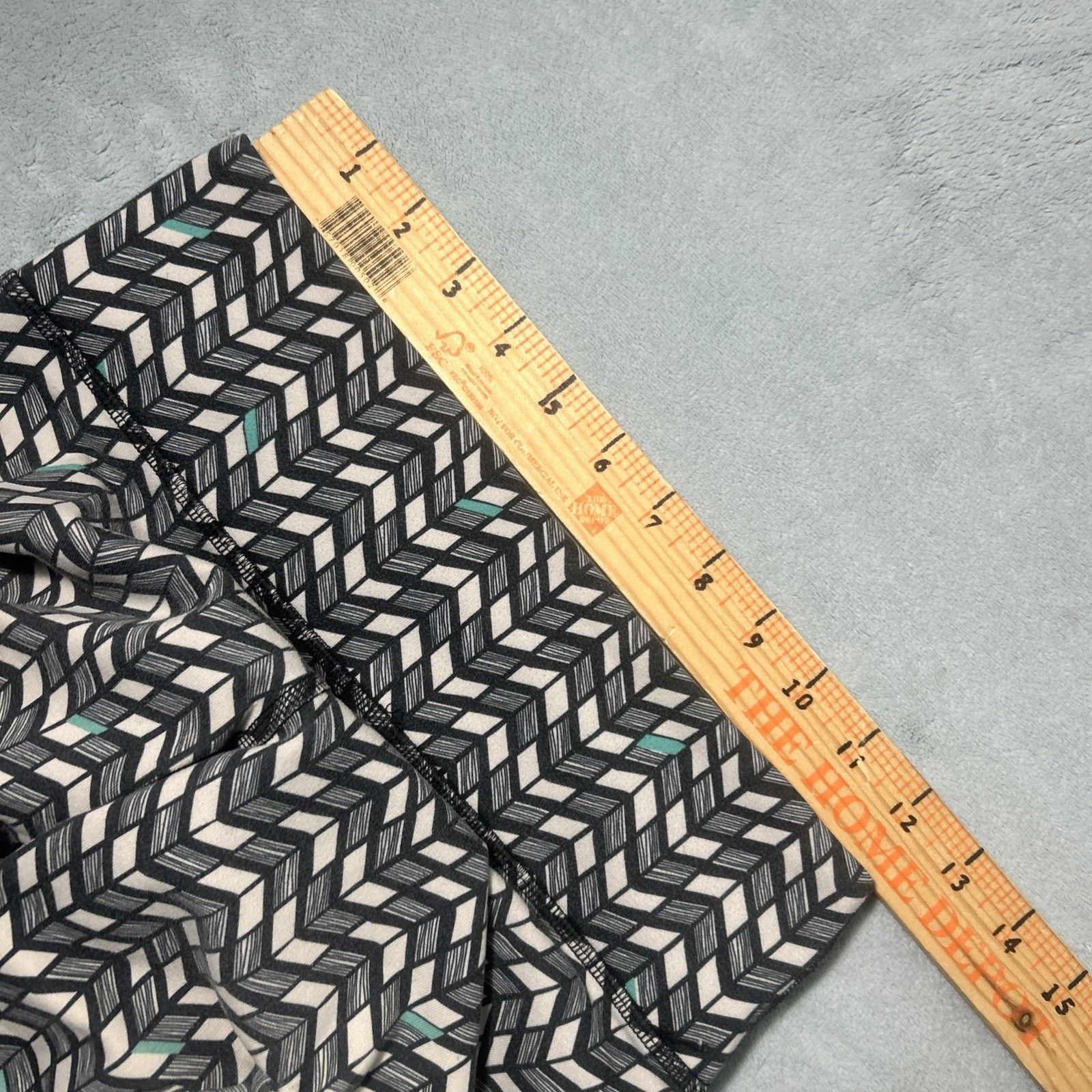 Alo ALO Warm Up Sculpting Leggings XS 25x28 Retro Striped Size 25" / US 0 / IT 36 - 12 Thumbnail