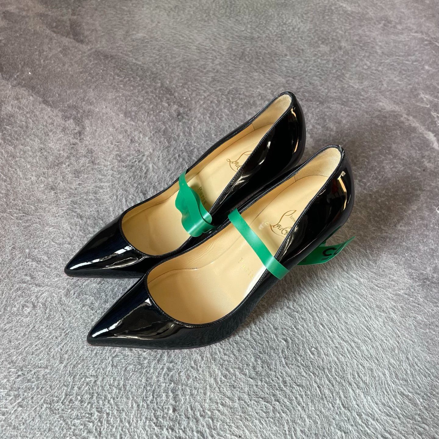 Kate Spade Kate Spade Black Lowtop Sneakers 37 Women Size US 6.5 / IT 36.5 - 1 Thumbnail