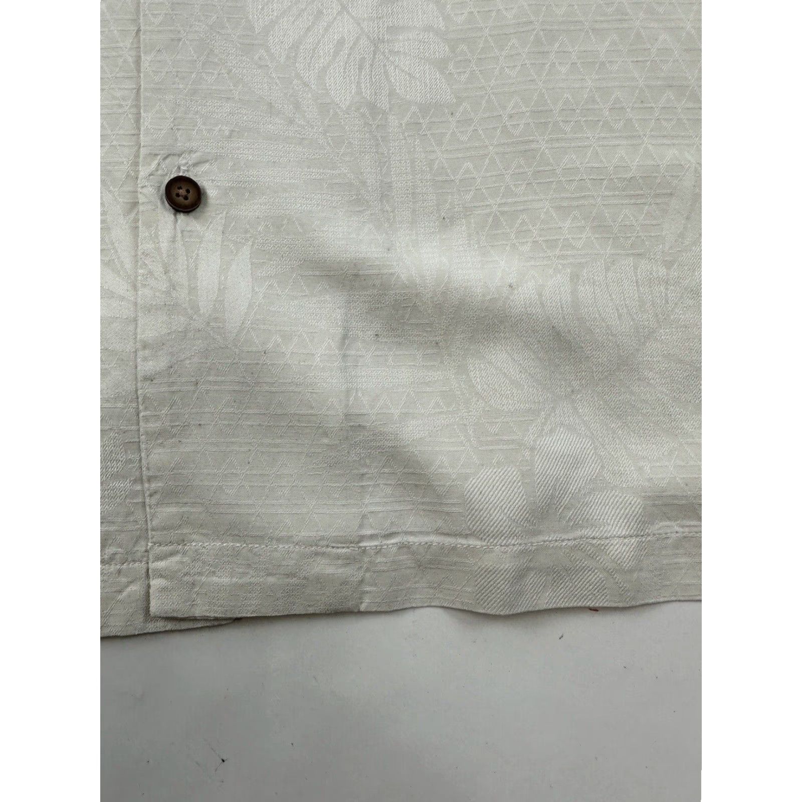 Tommy Bahama Tommy Bahama Shirt Men 2XL Beige Silk Short Sleeve Button-Up Down Hatch Size US XXL / EU 58 / 5 - 3 Thumbnail
