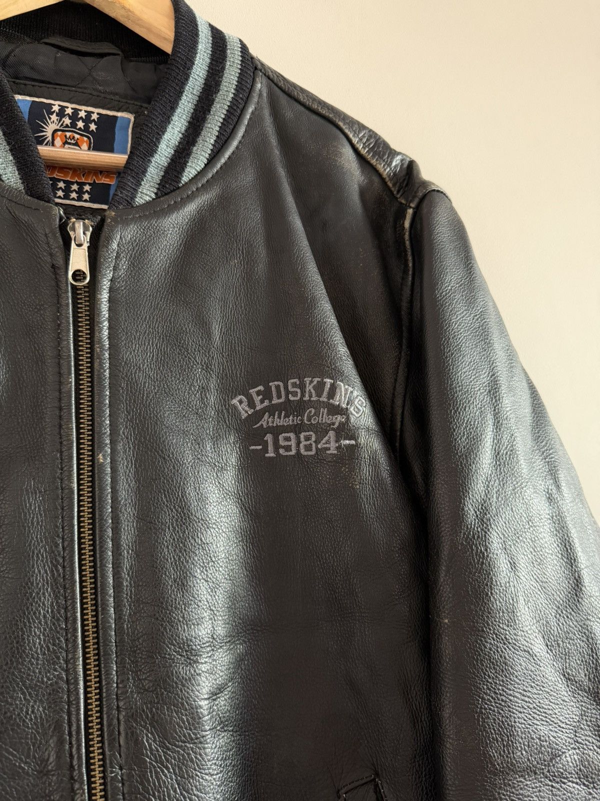 Vintage Redskins Leather Bomber Jacket Black Varsity Size US XL / EU 56 / 4 - 5 Thumbnail