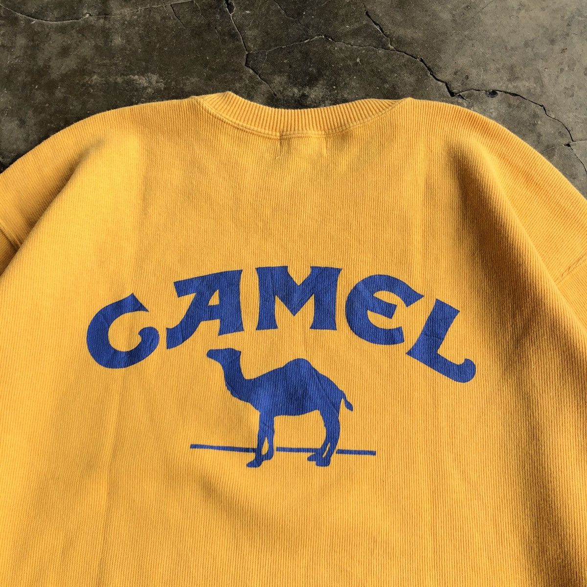 Honda Vintage 80s Camel F1 Team Lotus Honda Crewneck Yellow Size US XL / EU 56 / 4 - 3 Thumbnail