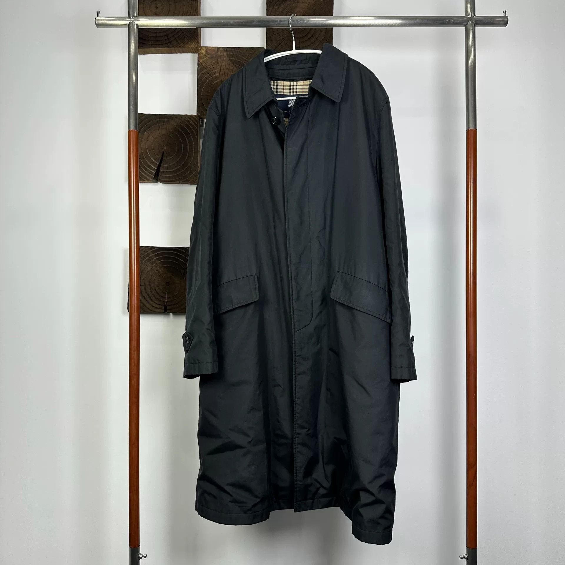 Burberry Burberry Black Label Camden Black Trench Size US M / EU 48-50 / 2 - 1 Thumbnail