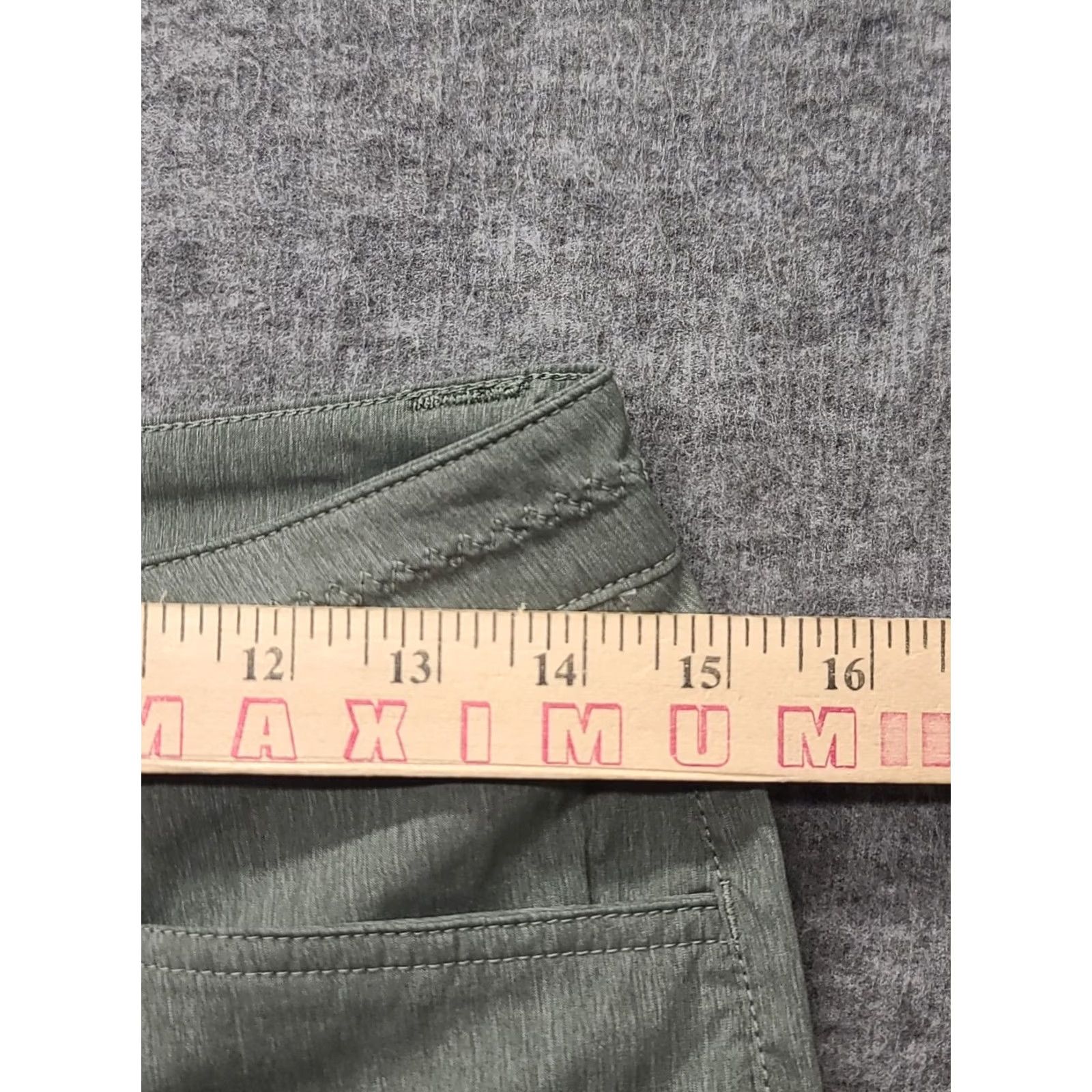 Eddie Bauer Eddie Bauer Capri Pants Womens 2 Travex Guide Pro Active Fit Mid Rise Hiking Pants Capris Green 28in Inseam 21in Regular Mens? Size 26" / US 2 / IT 38 - 3 Thumbnail