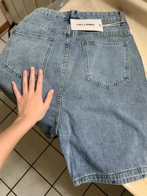Japanese Brand Fashion Casual Baggy Short Jeans Size US 27 - 2 Thumbnail