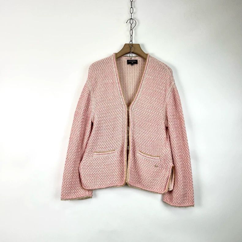 Chanel Chanel Cherry blossom pink knitted cardigan coat Size S / US 4 / IT 40 - 1 Thumbnail