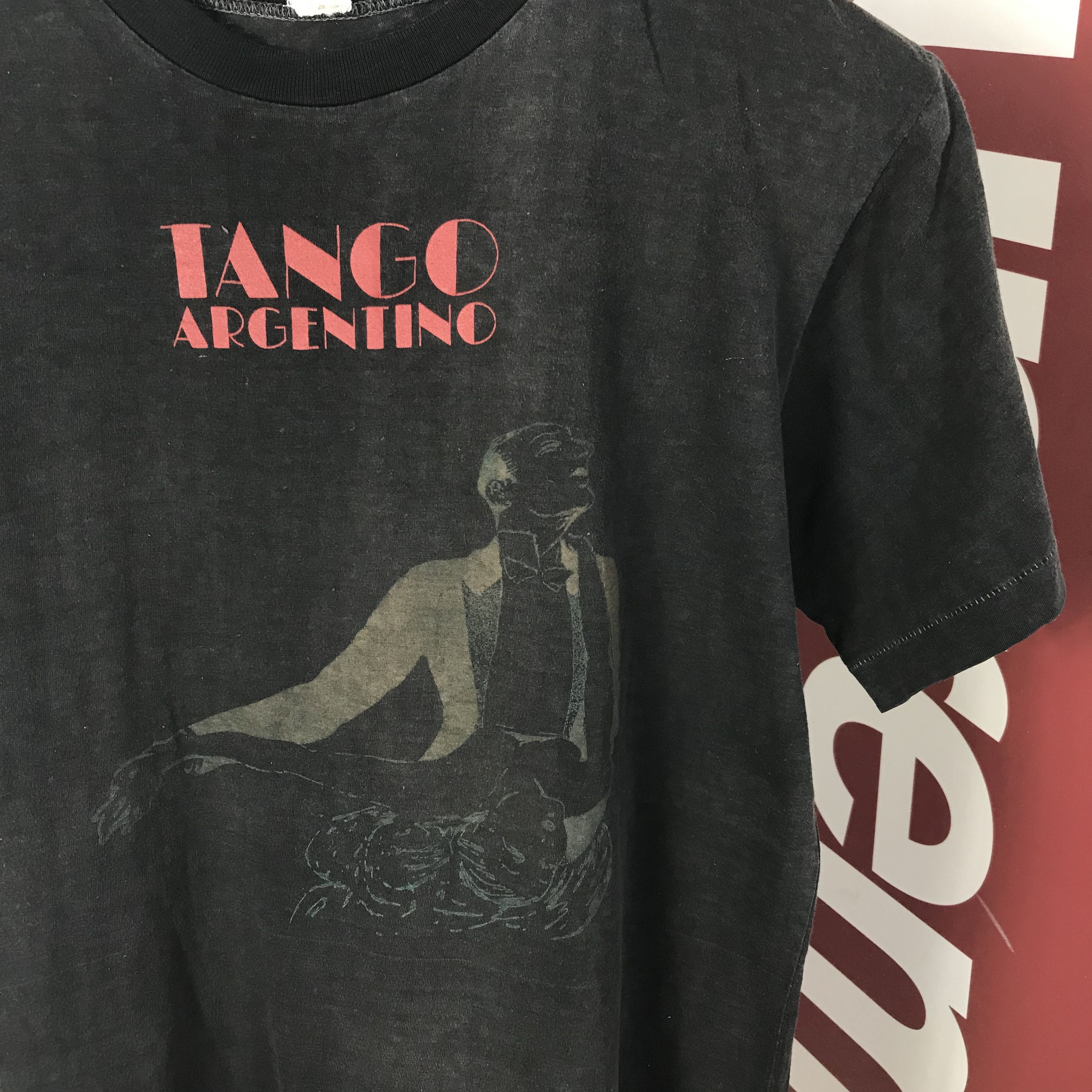 Band Tees Vintage 90s Tango Argentino Black Streetwear Tee Size US M / EU 48-50 / 2 - 3 Thumbnail