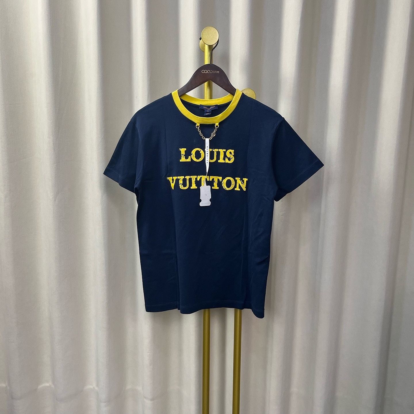 Louis Vuitton Louis Vuitton Logo Print Short Sleeve T-Shirt Size XS Size XS / US 0-2 / IT 36-38 - 1 Thumbnail