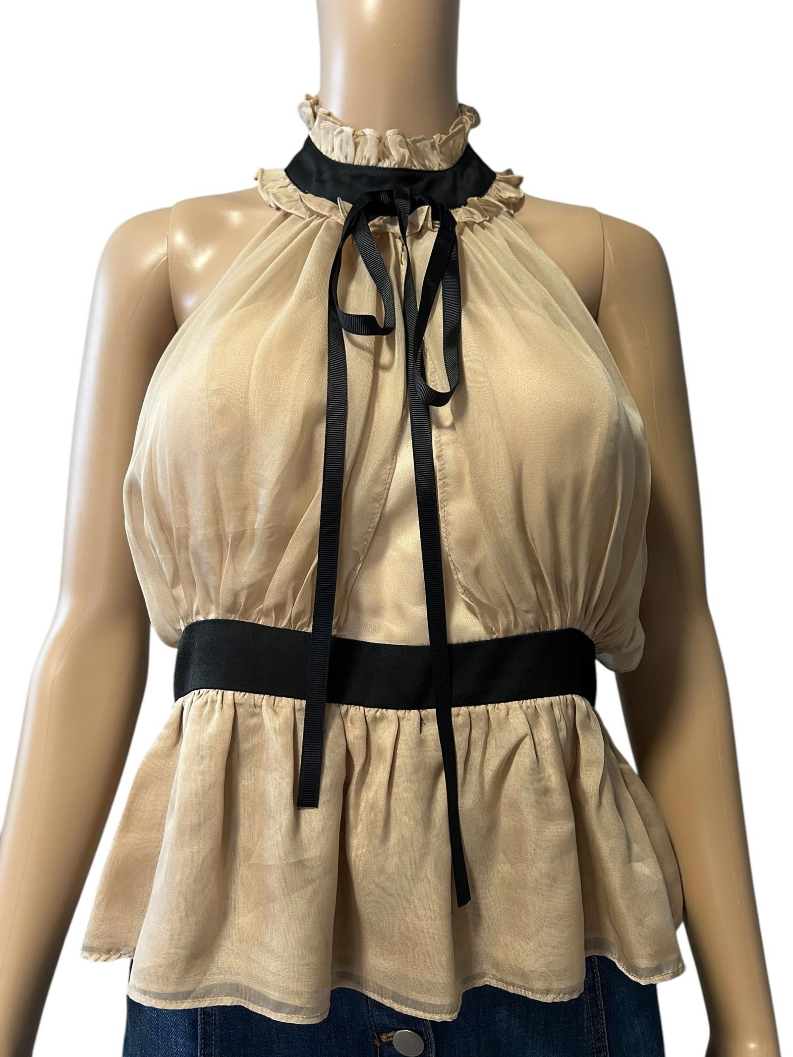 Designer Chic Ruffled Halter Neck Top - Elegant Peplum Design Size M / US 6-8 / IT 42-44 - 1 Thumbnail