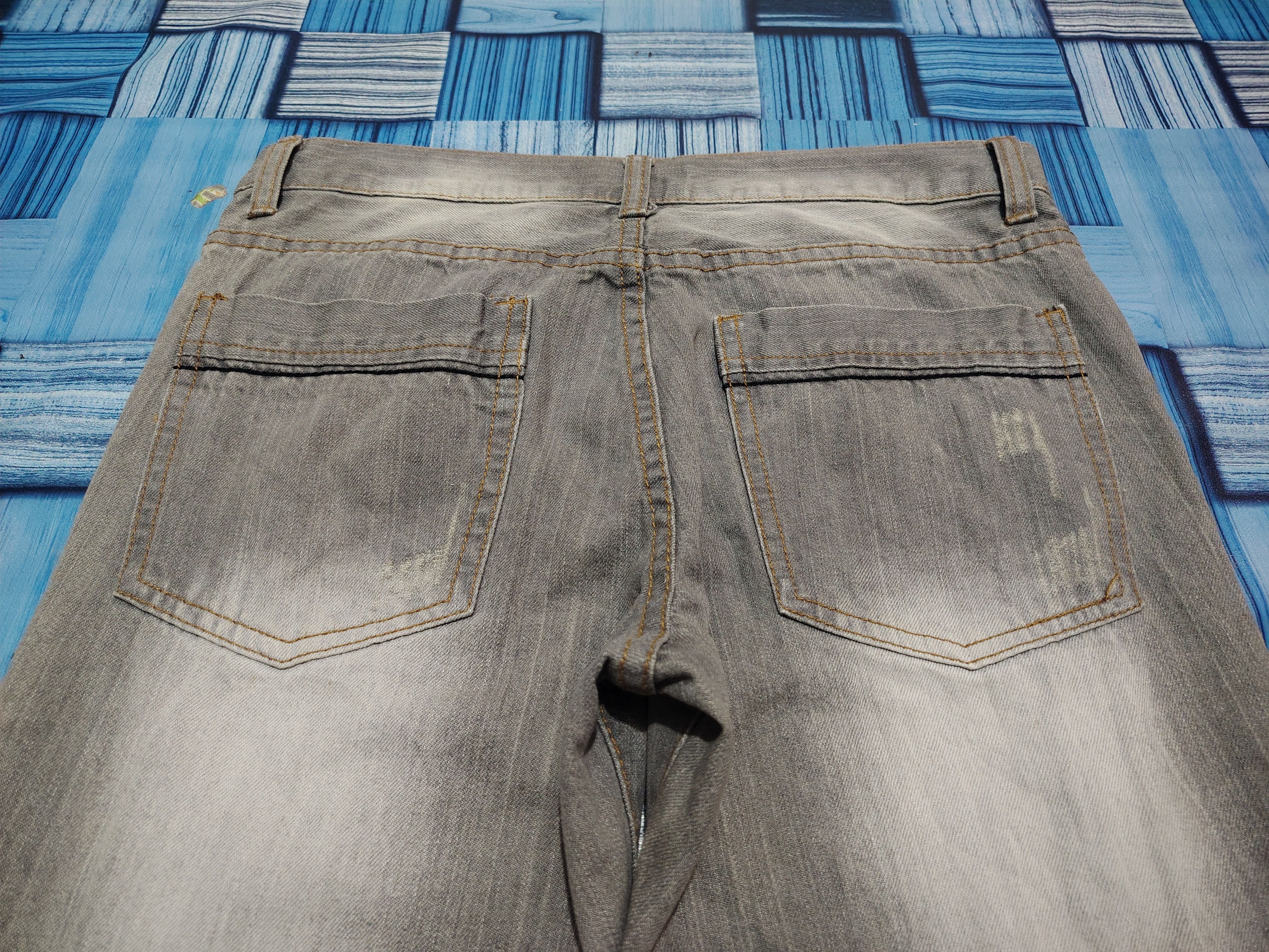 Who Decides War Japanese Indecent Jeans Mudwash Flare jeans Size US 31 - 15 Thumbnail
