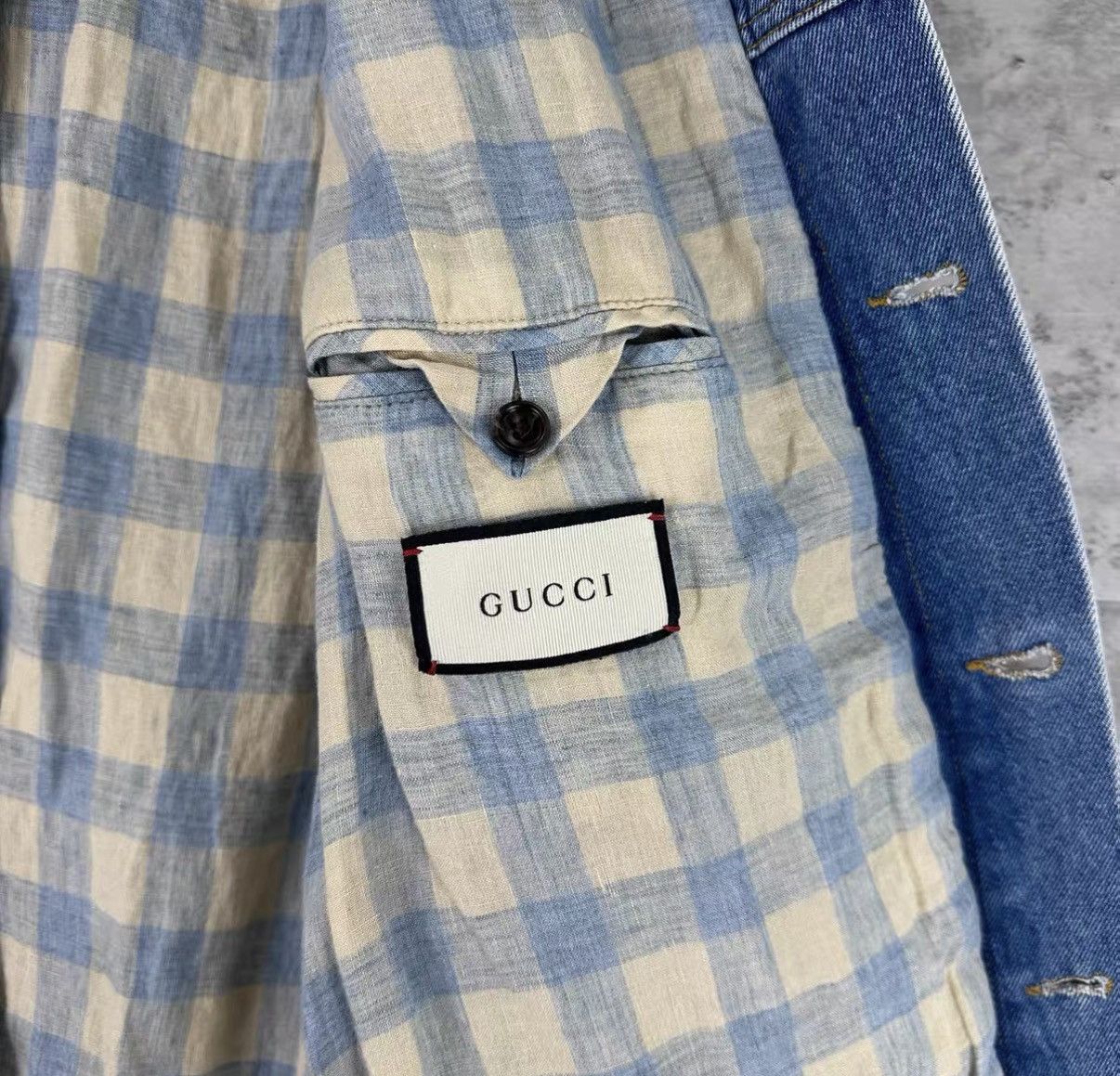 Gucci Gucci Logo Embroidered Denim Jacket J42 Size US M / EU 48-50 / 2 - 5 Thumbnail